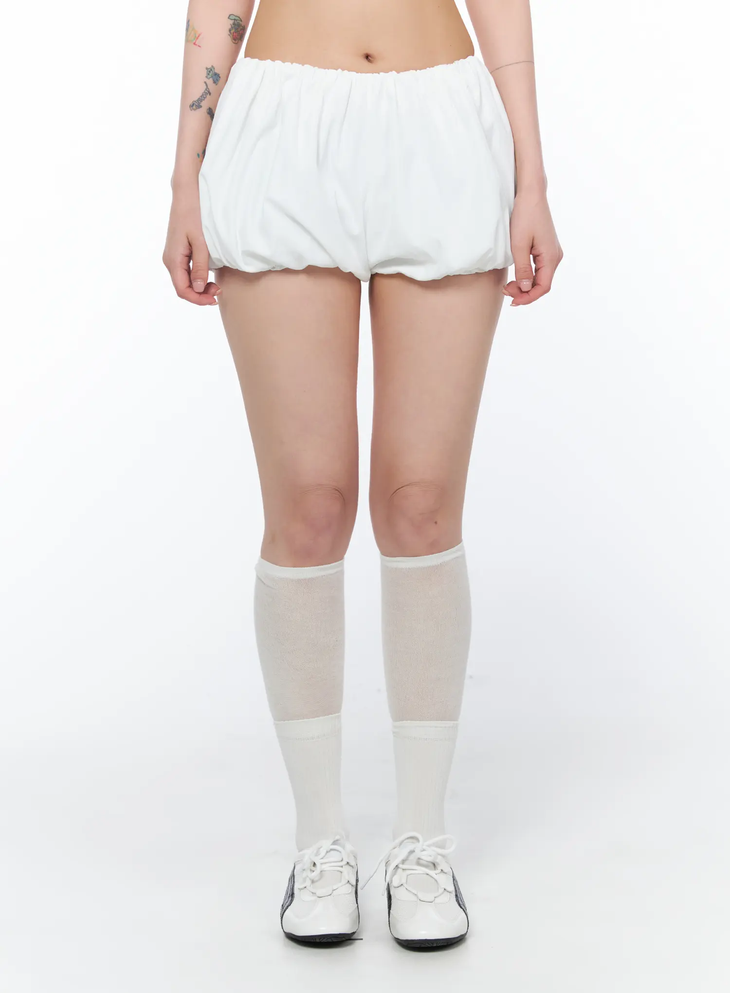 Playful Balloon Shorts CA527 - Image 2
