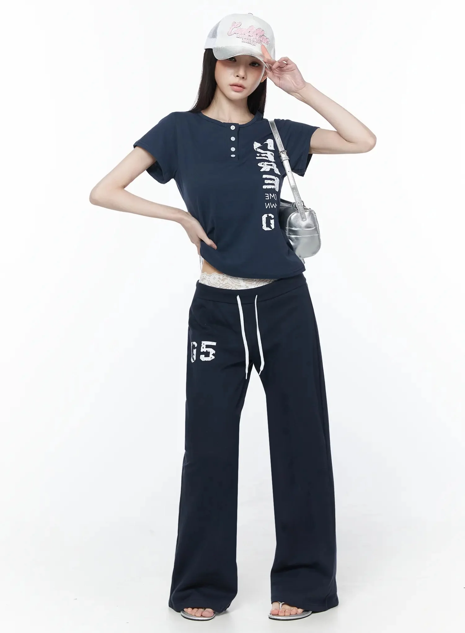 Relaxed-Fit Graphic Sweatpants IU512 - Image 2