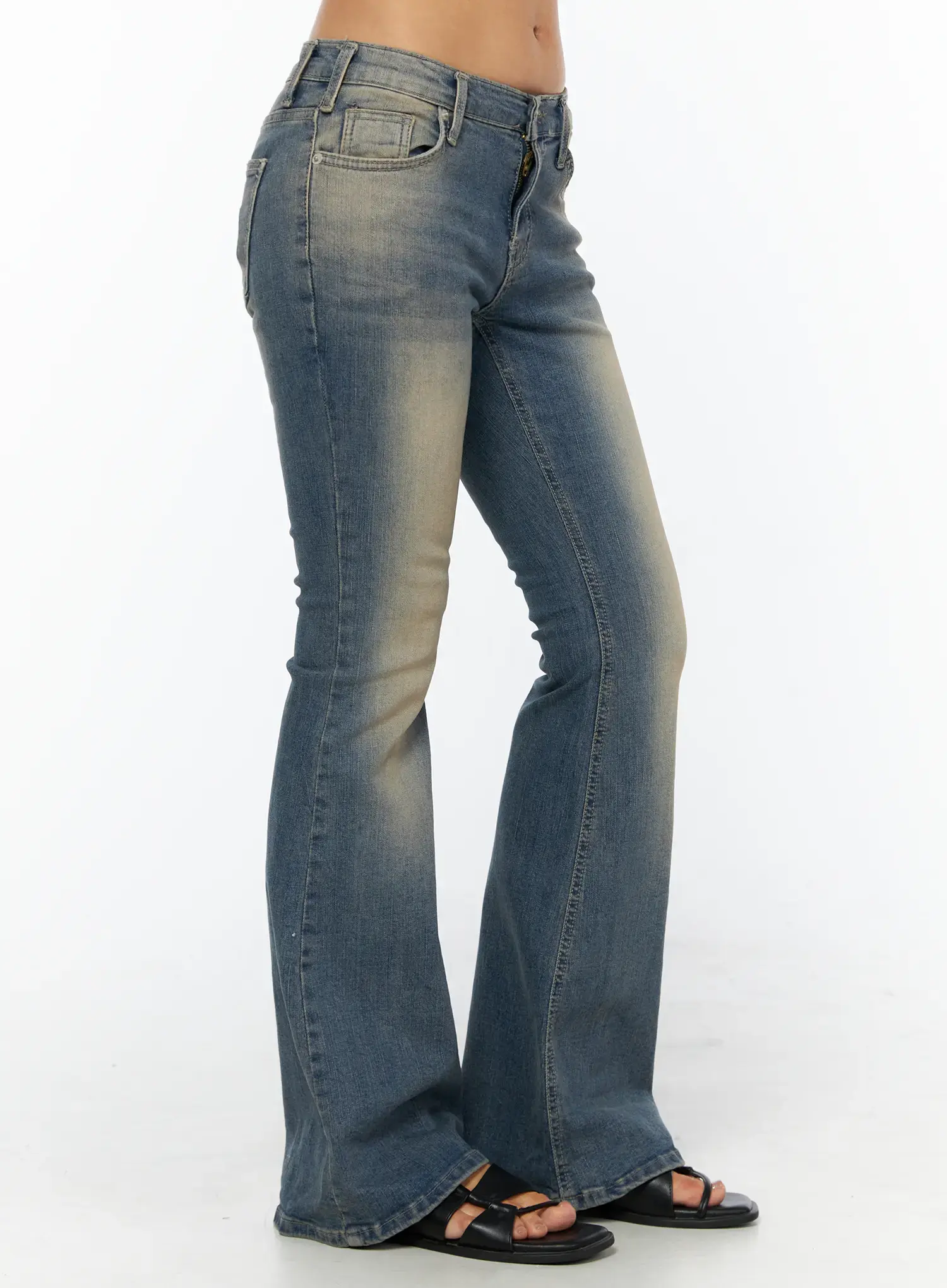 Ren Hip-Pad Vintage Wash Flare Jeans CU517 - Image 4