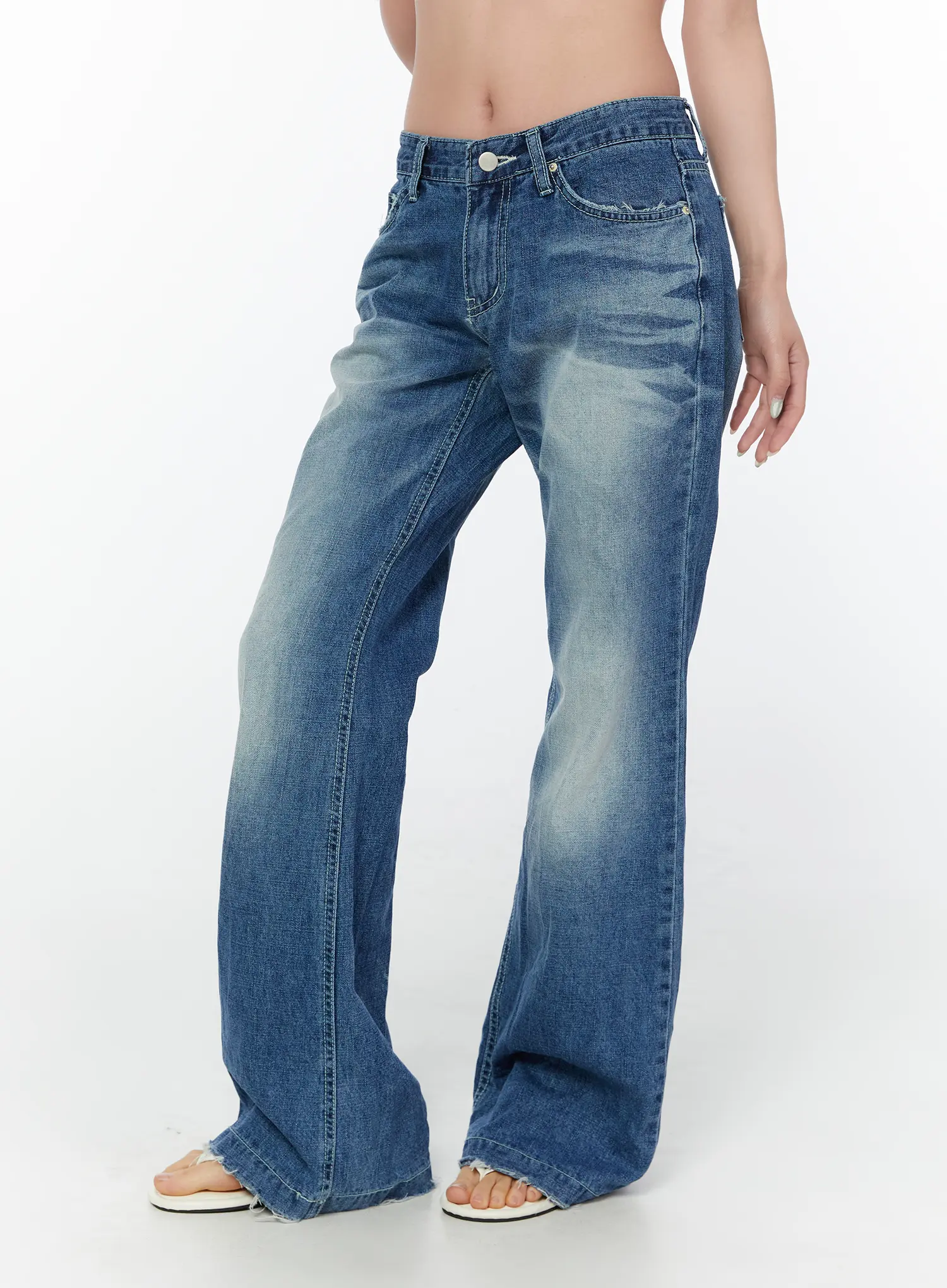 Ria Classic Wide Leg Jeans CY514 - Image 11