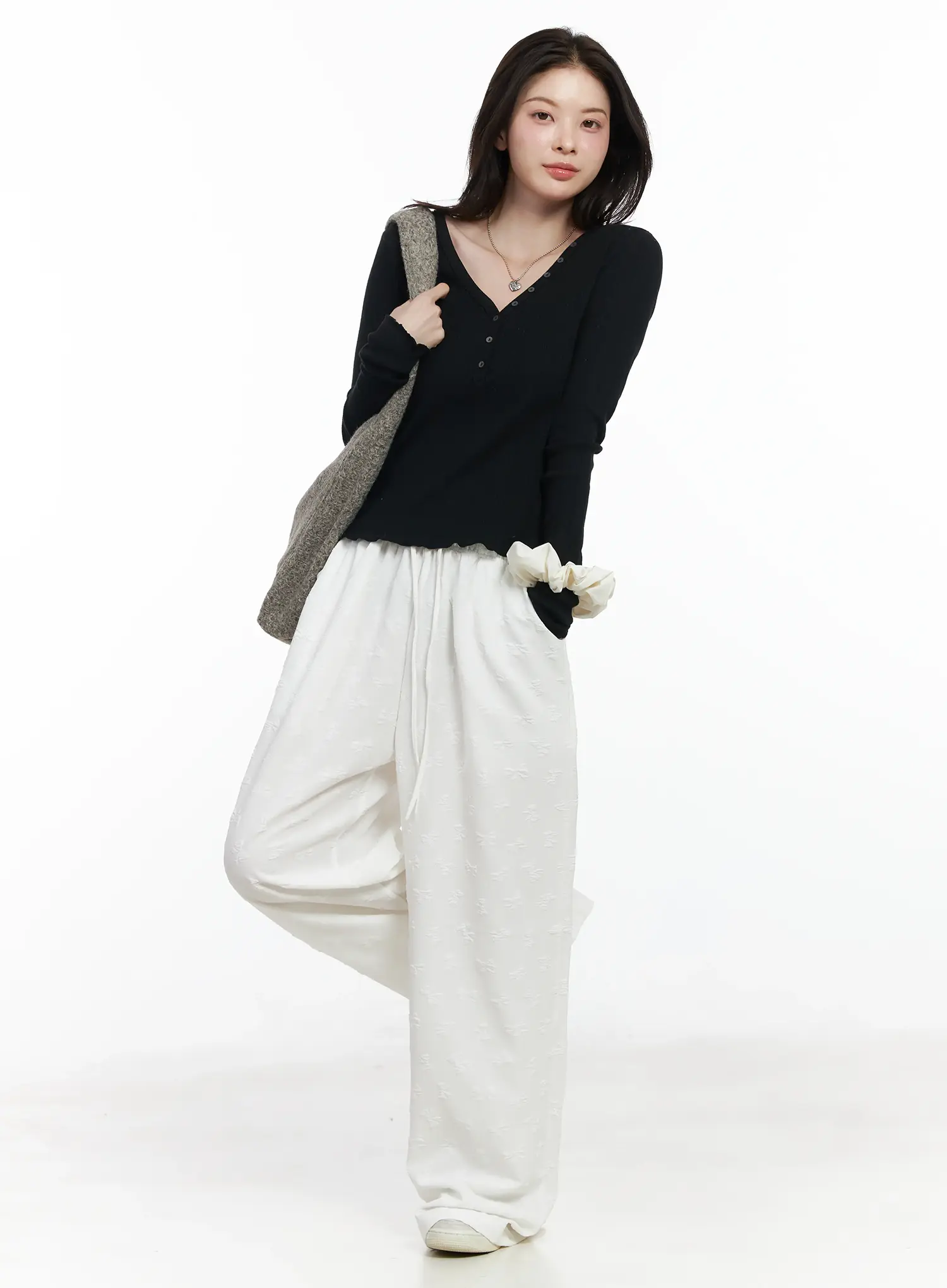 Ribbed Button V-Neck Long Sleeve Top IF525 - Image 9