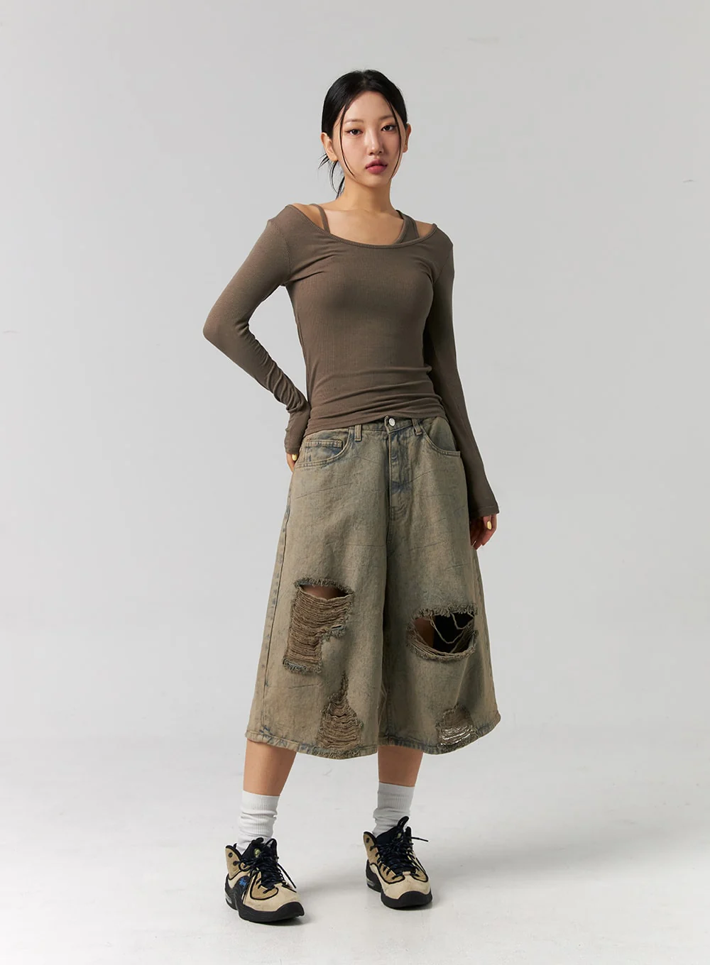 Ribbed Layered Cami and Long Sleeve Top CG316 - Image 3