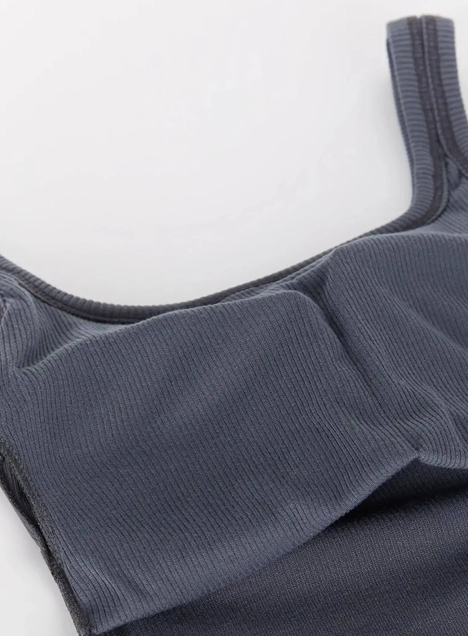 Ribbed Square Neck Padded Tank Top IU525 - Image 11