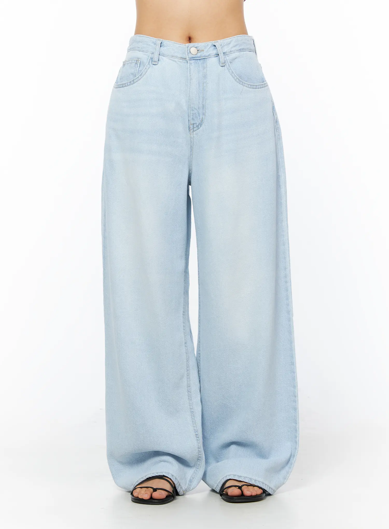 Rina Washed Wide-Leg Jeans CU522