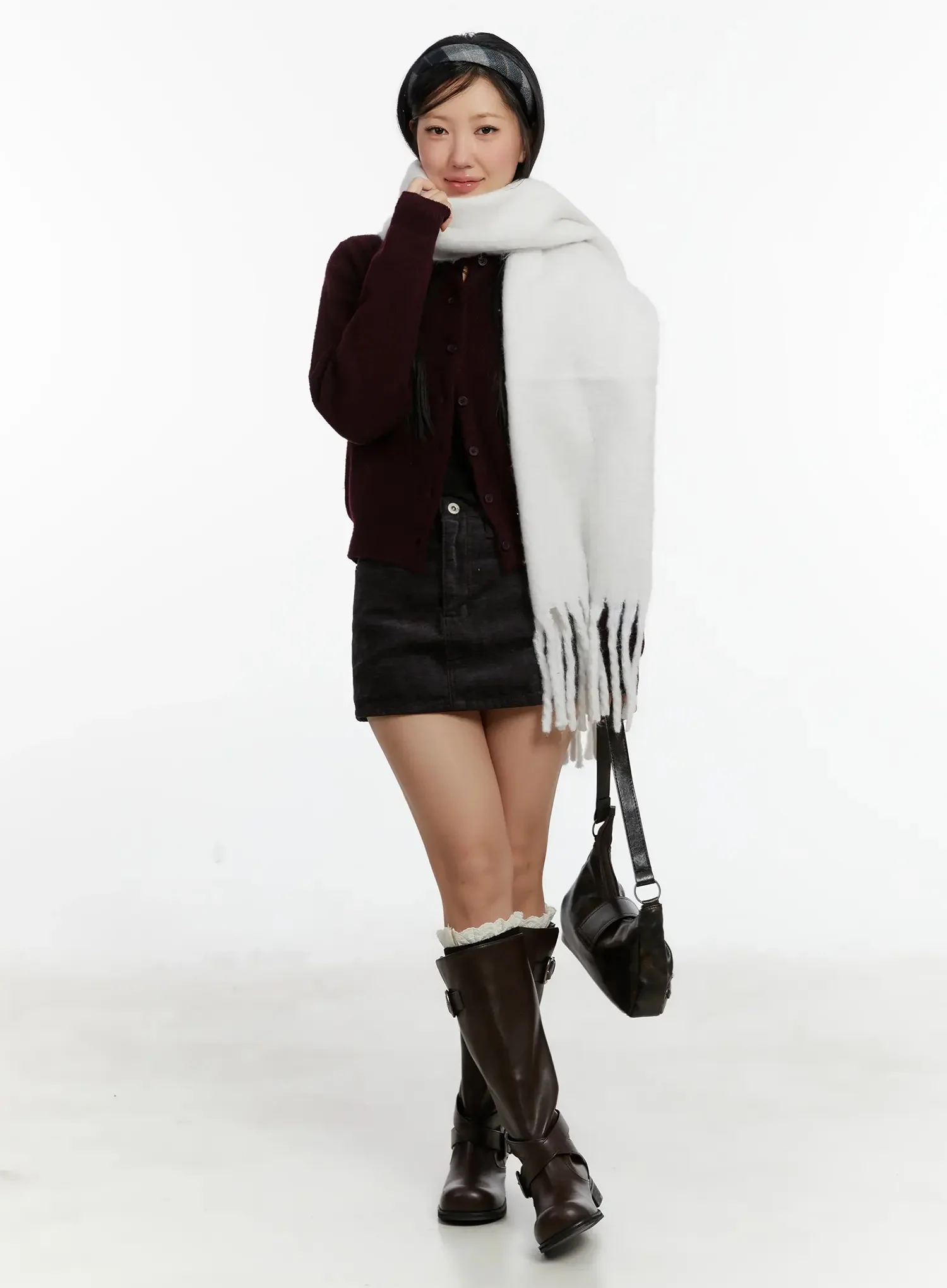 Round Neck Knit Cardigan ID525 - Image 3