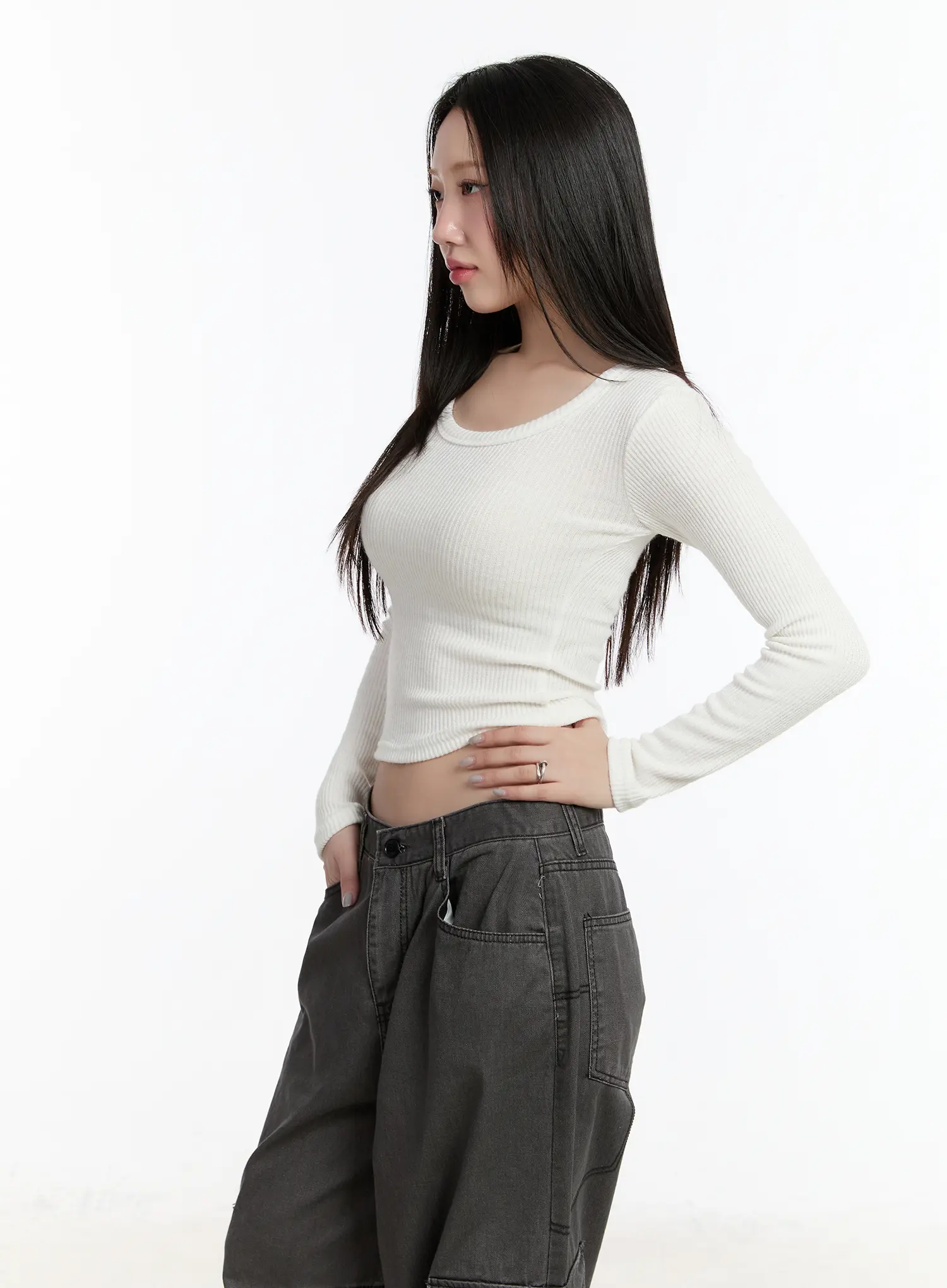 Round Neck Long Sleeve Top CM511 - Image 3