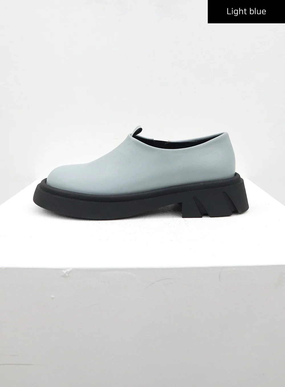 Round Toe Platform Loafer CM317 - Image 10