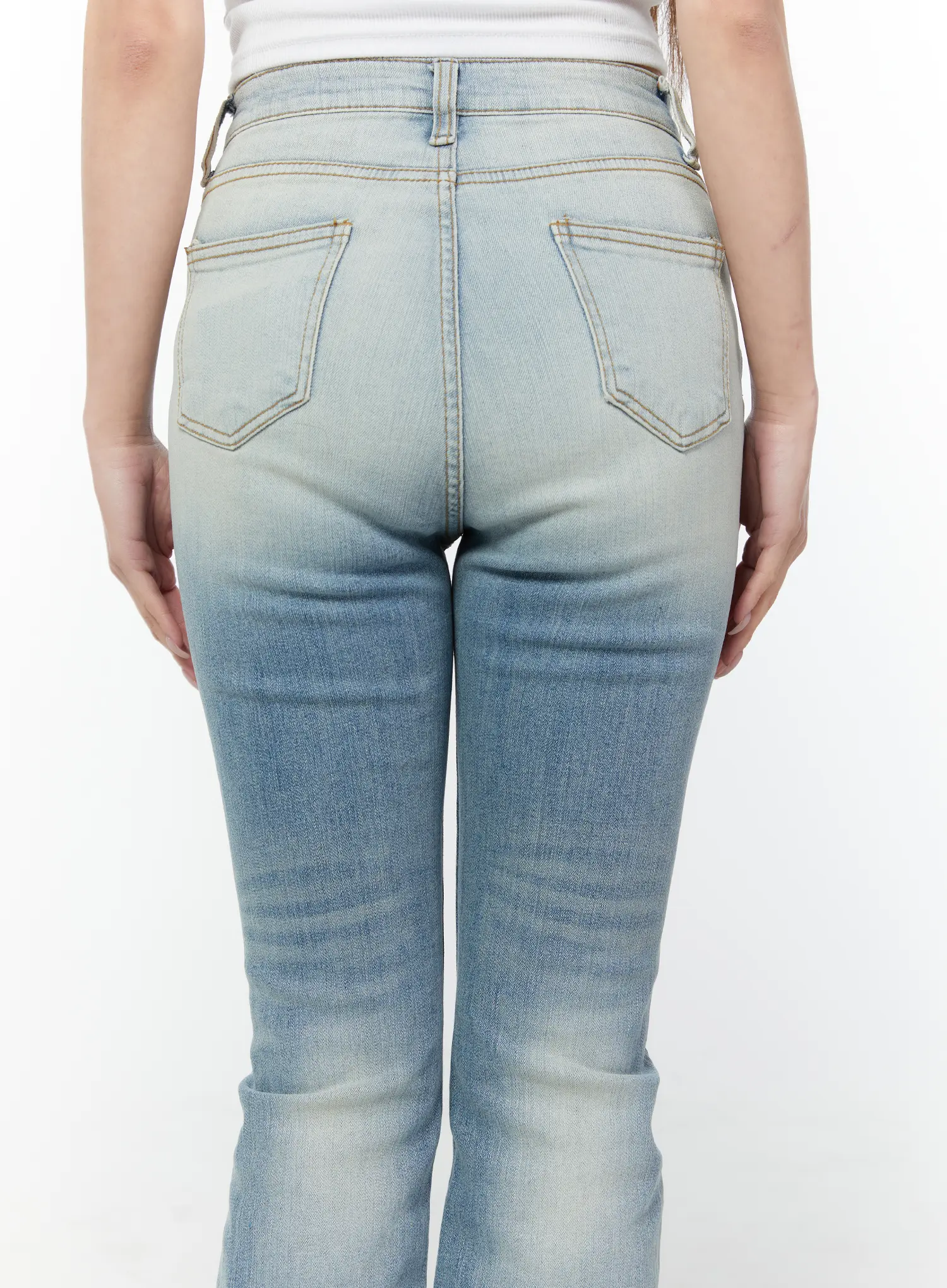 Sandy Classic Bootcut Jeans CY518 - Image 9