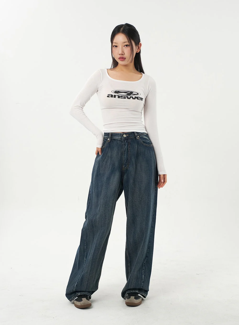 Scoop Neck Graphic Top CA325 - Image 4