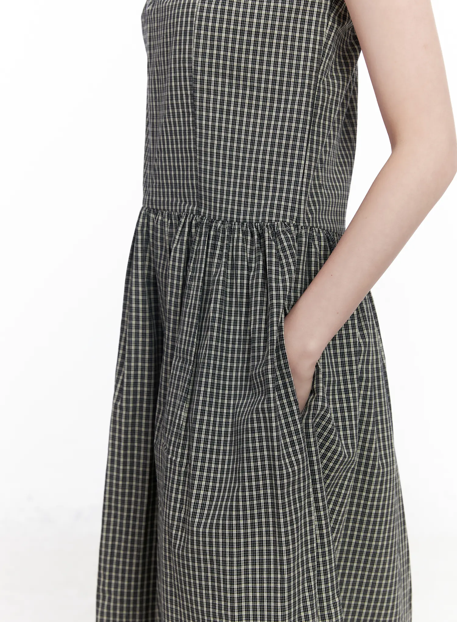 Shirred Flare Midi Dress CA509 - Image 5