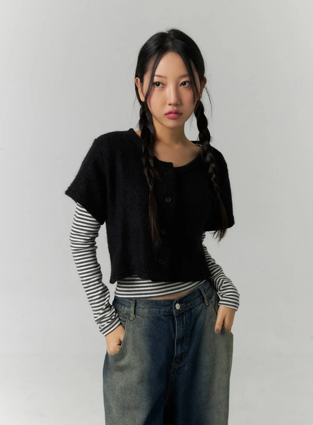 Short Sleeve Crop Cardigan CN324 - Image 5