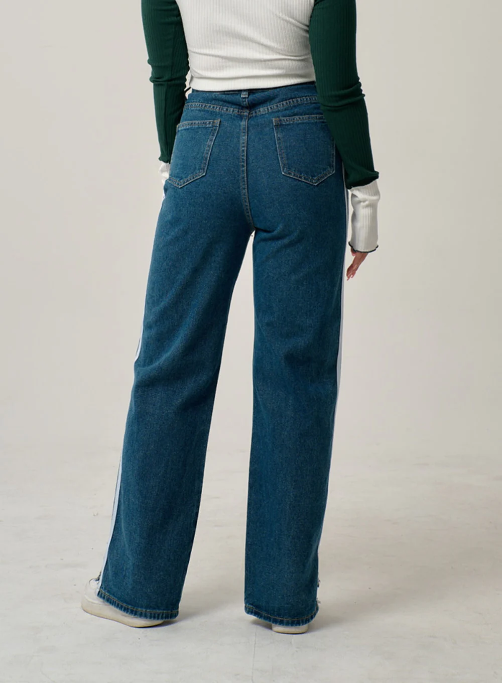Side Stripes Straight Leg Jeans IN22 - Image 3