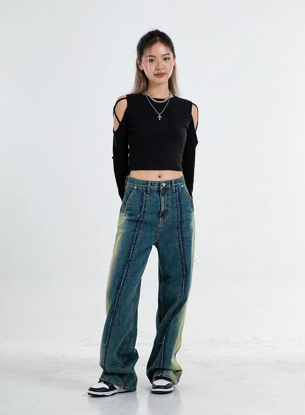 Simple Off Shoulder Crop Top CO04 - Image 4