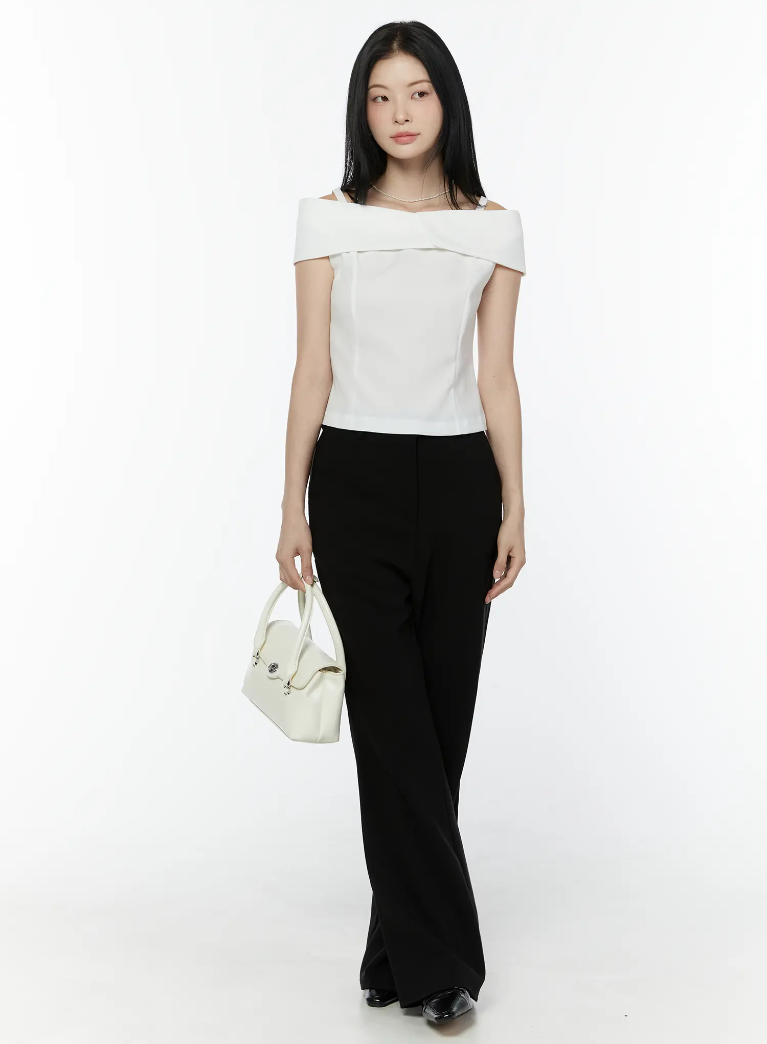 Sleek High-Waisted Bootcut Slacks IU503 - Image 3
