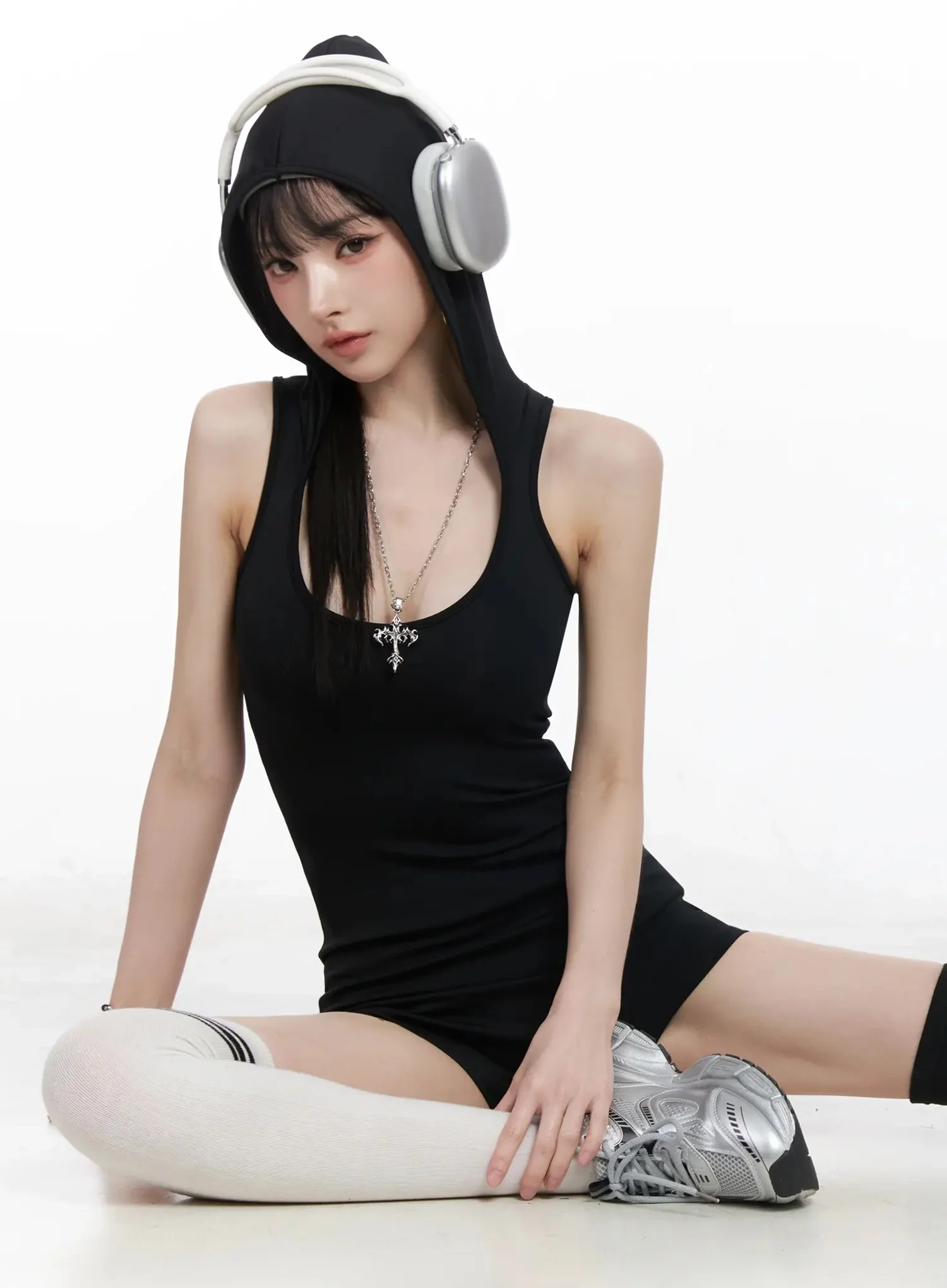 Sleek Hooded Jumpsuit IY511 - Image 11