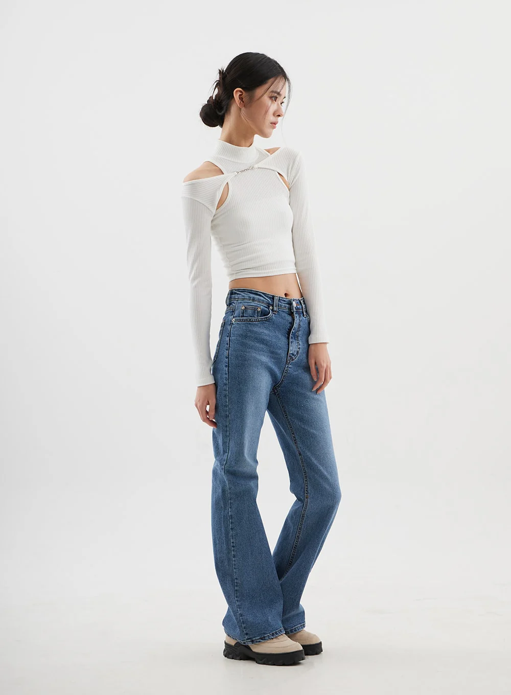 Slim Fit Bootcut Jeans CJ311 - Image 10