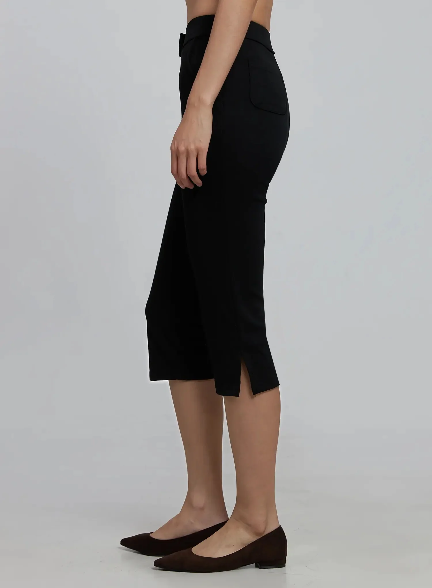 Slim-Fit Capri Pants IM520 - Image 12