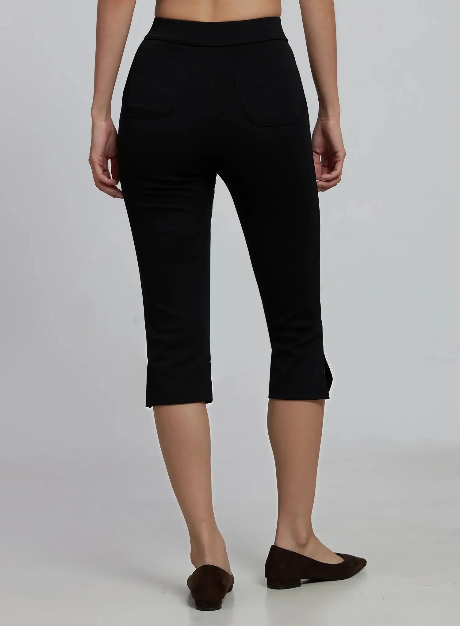 Slim-Fit Capri Pants IM520 - Image 13