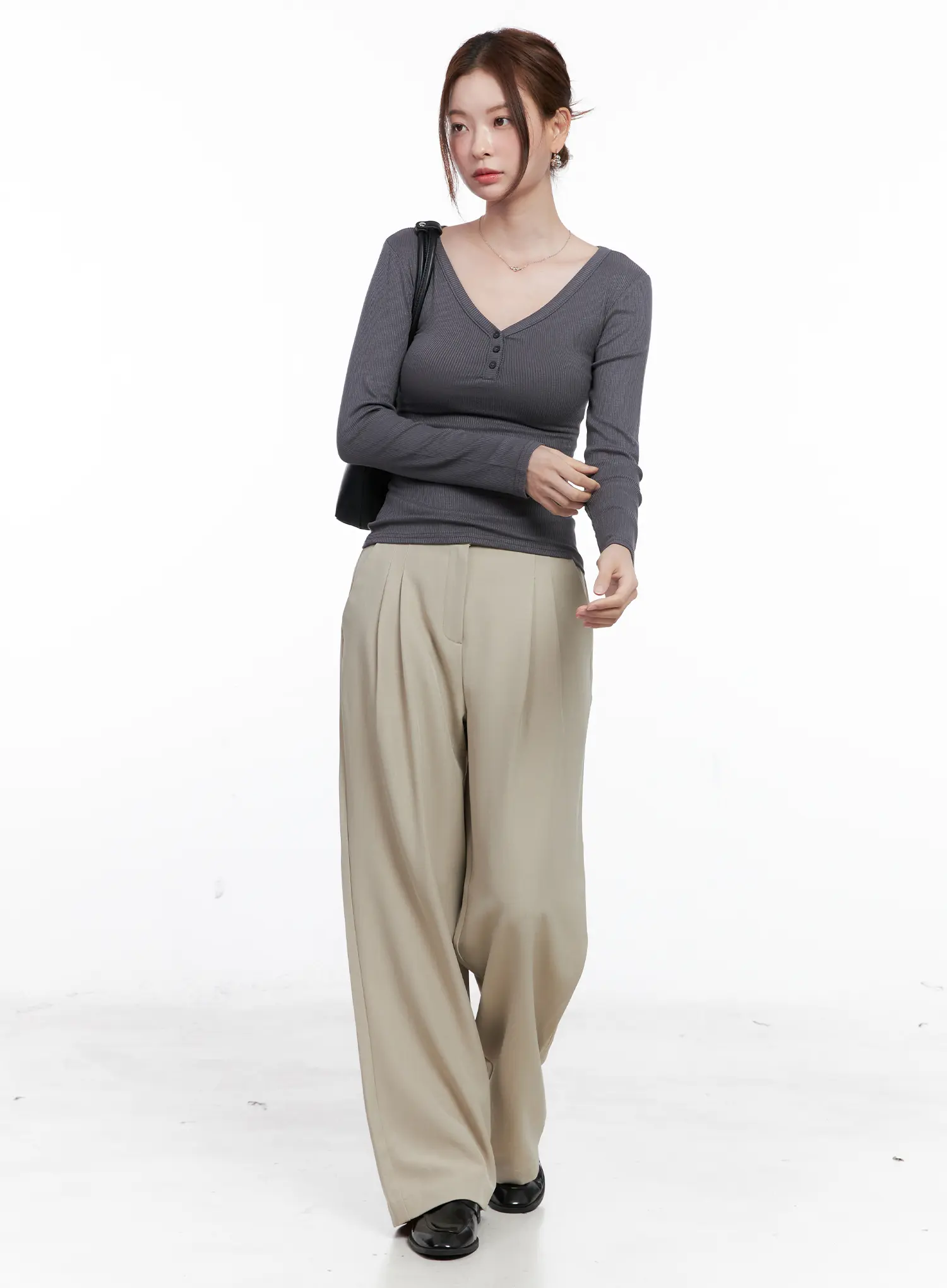 Slim-Fit Henley Neck Long Sleeve Top CG521 - Image 2