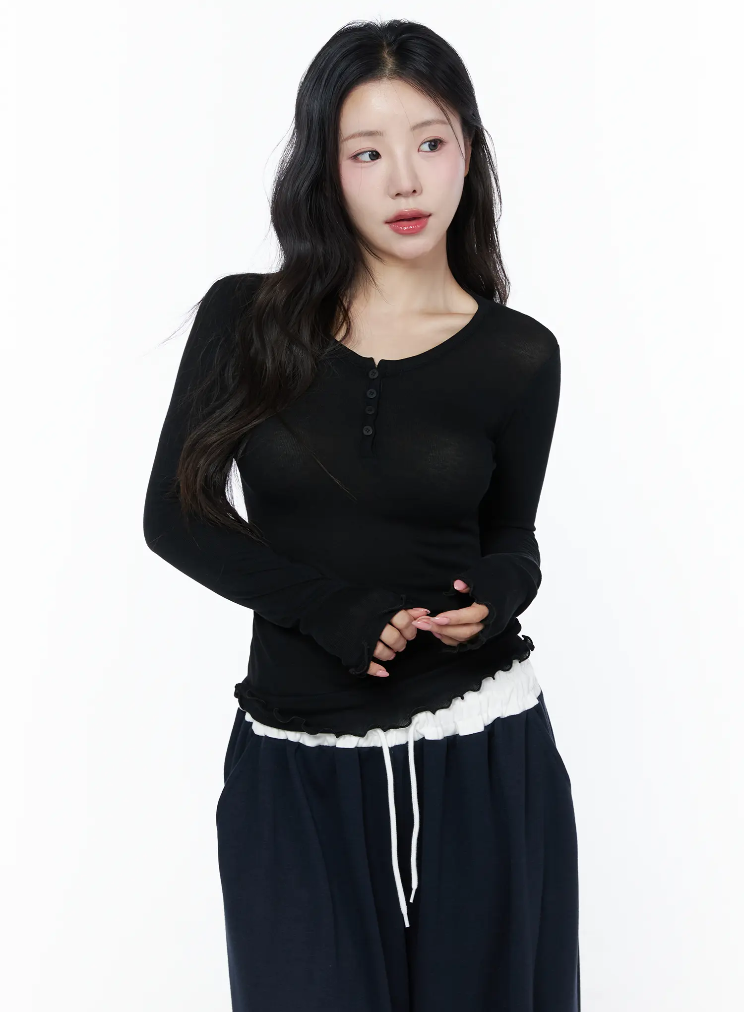 Slim-Fit Henly Neck Long Sleeve Tee IU525 - Image 14