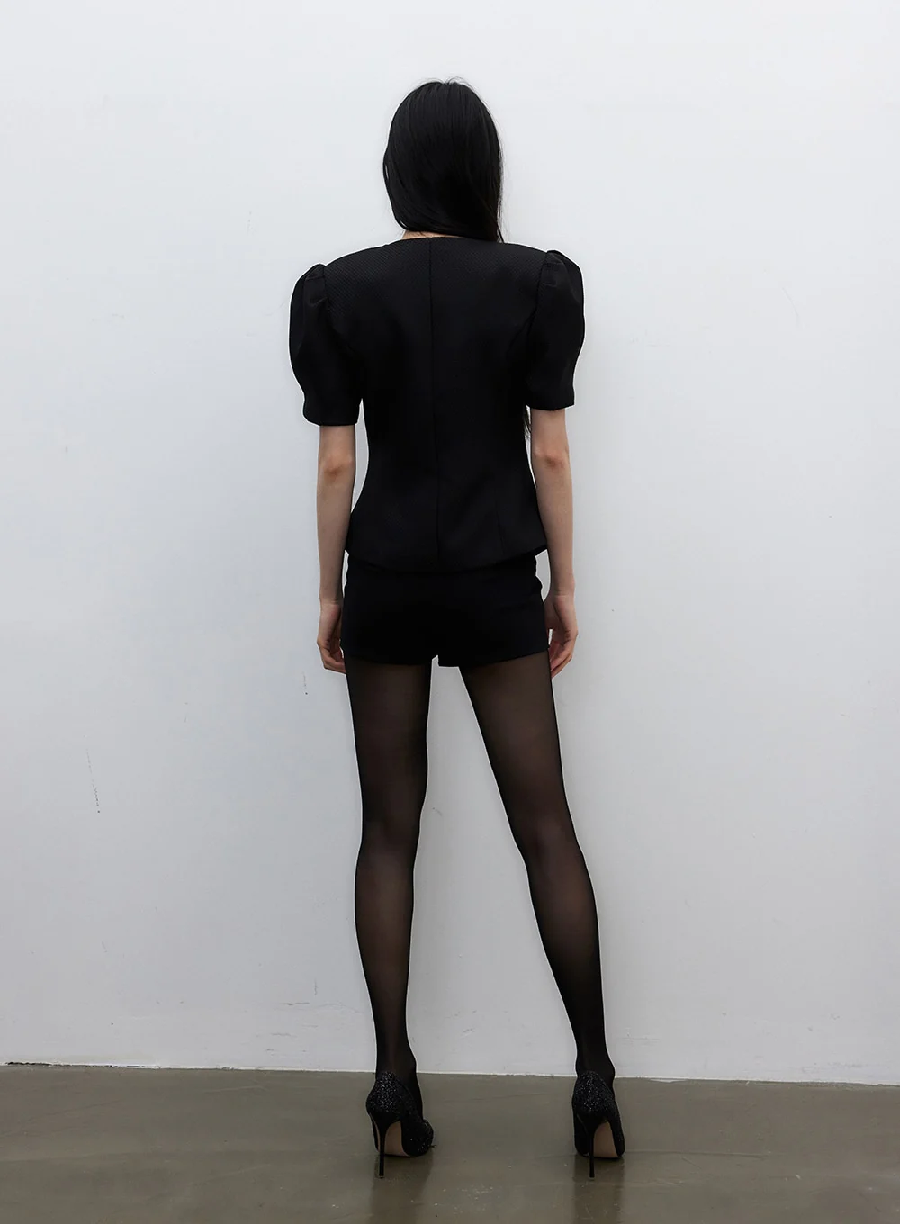 Slim Fit Shorts IY326 - Image 10