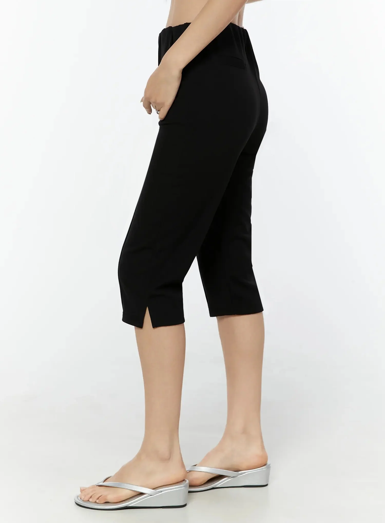 Slim-Fit Stretch Capri Pants IU522 - Image 11