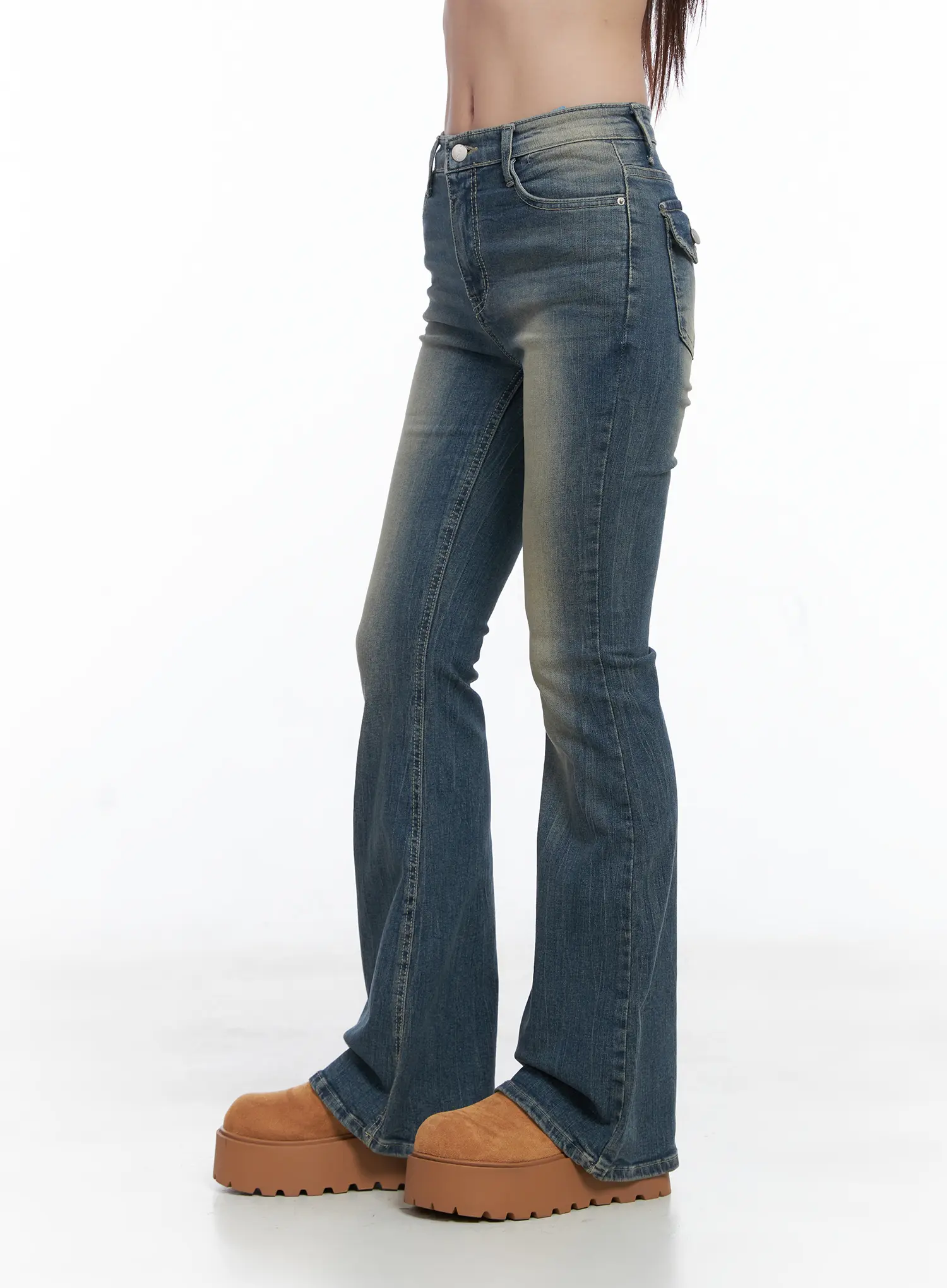 Sloan Vintage Hip Pad Flare Jeans CS502 - Image 4