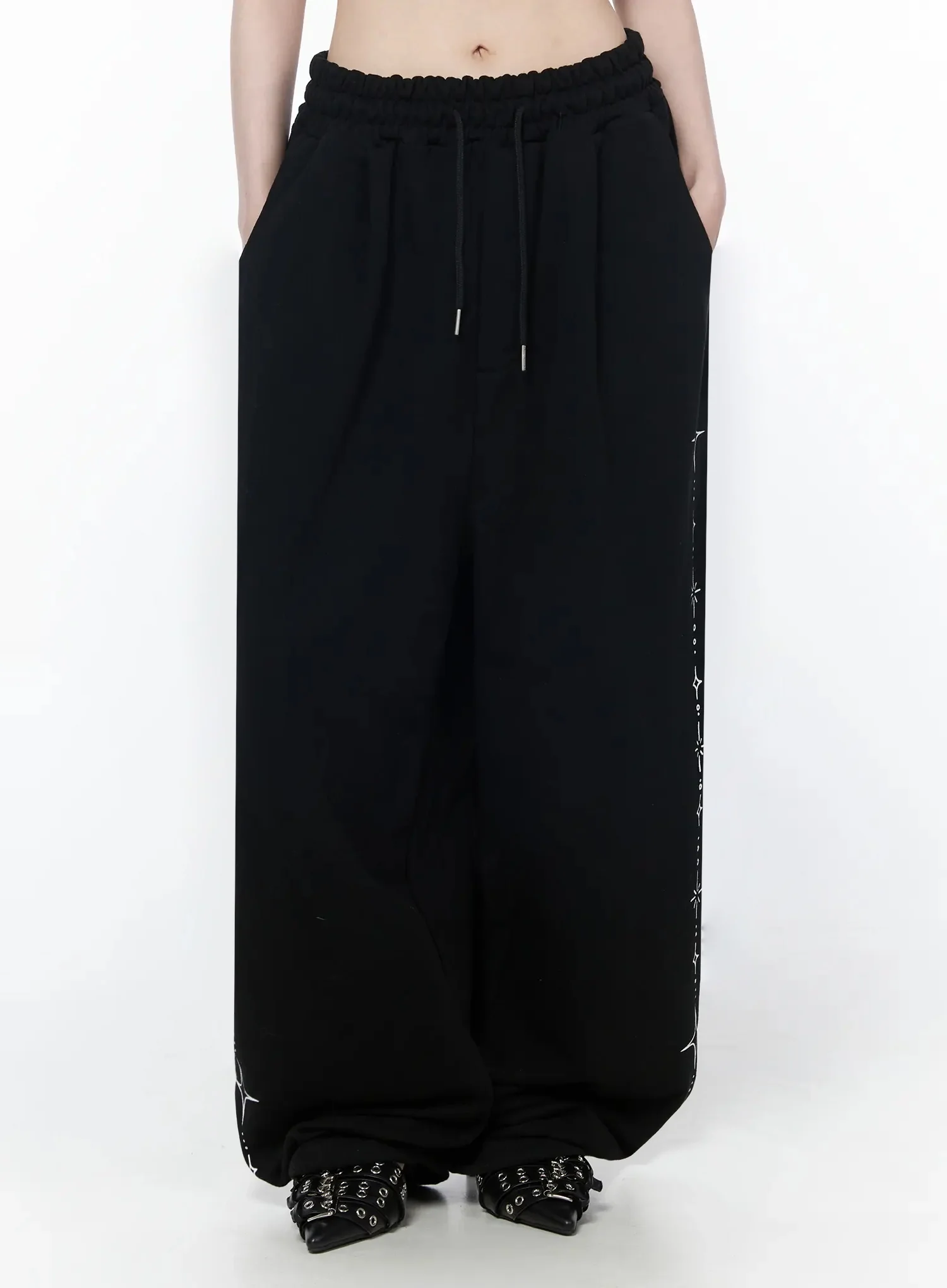 Star Embroidered Sweatpants IY515 - Image 11