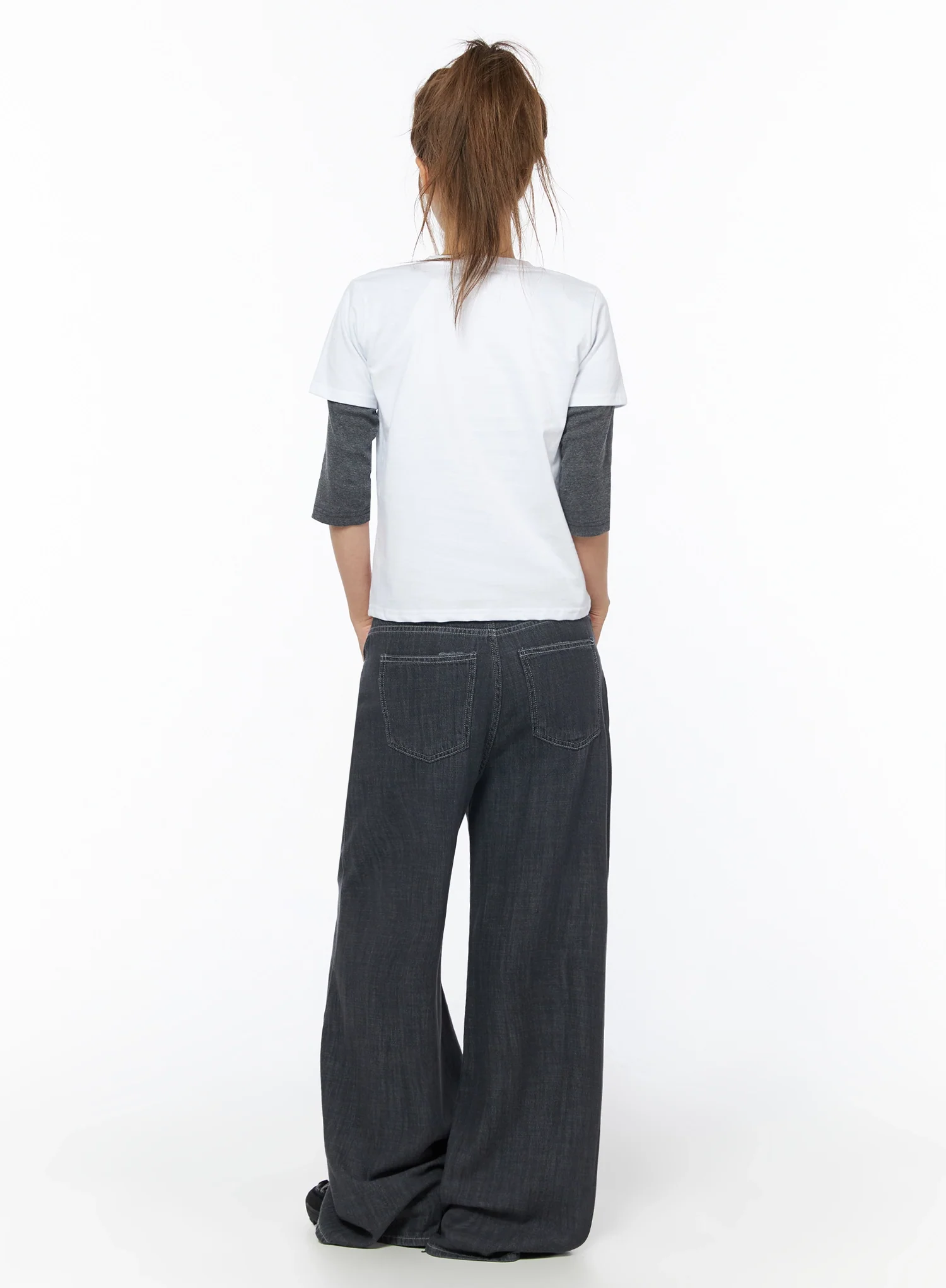 Star Graphic Tee IU525 - Image 5