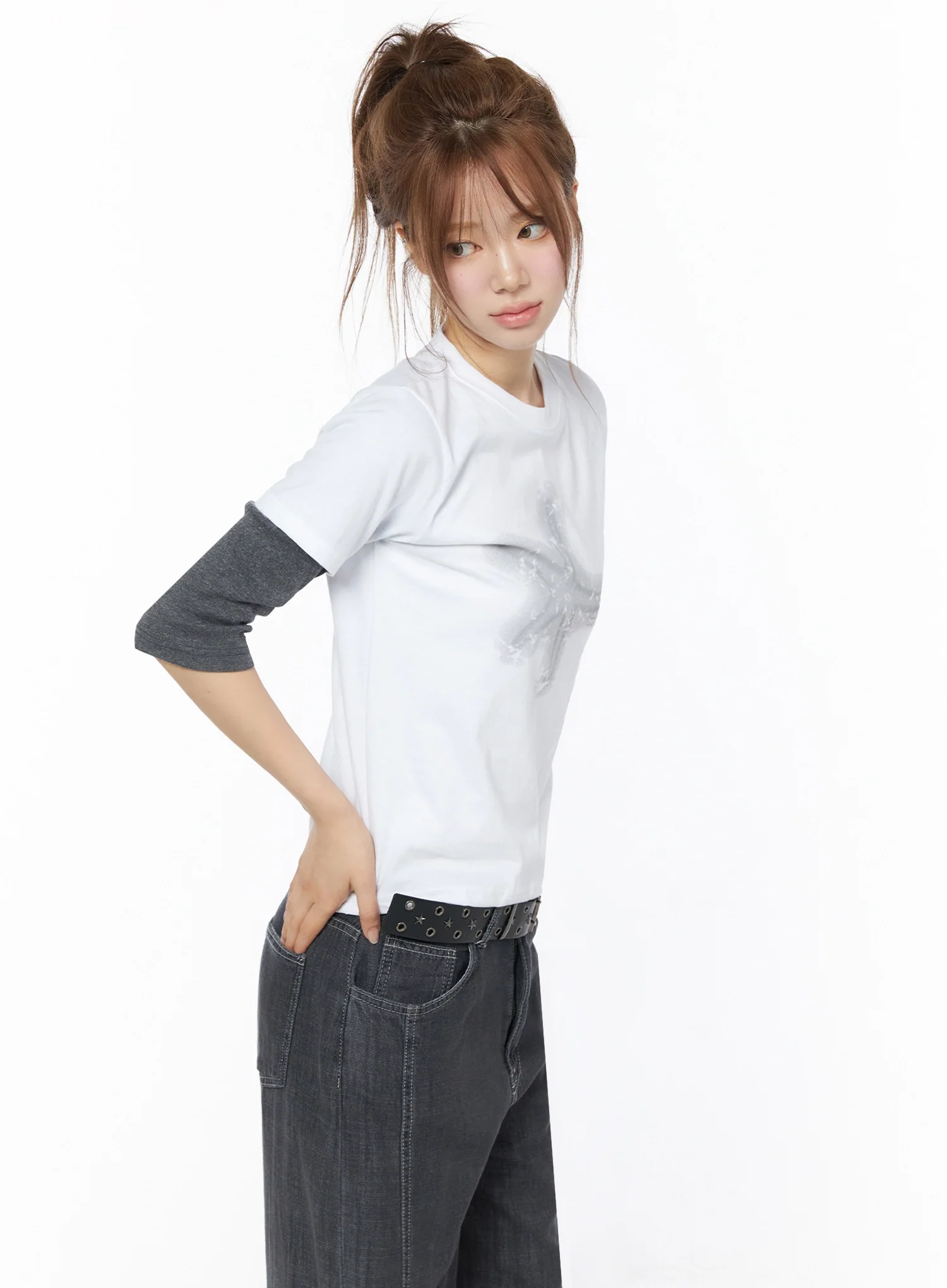 Star Graphic Tee IU525 - Image 9