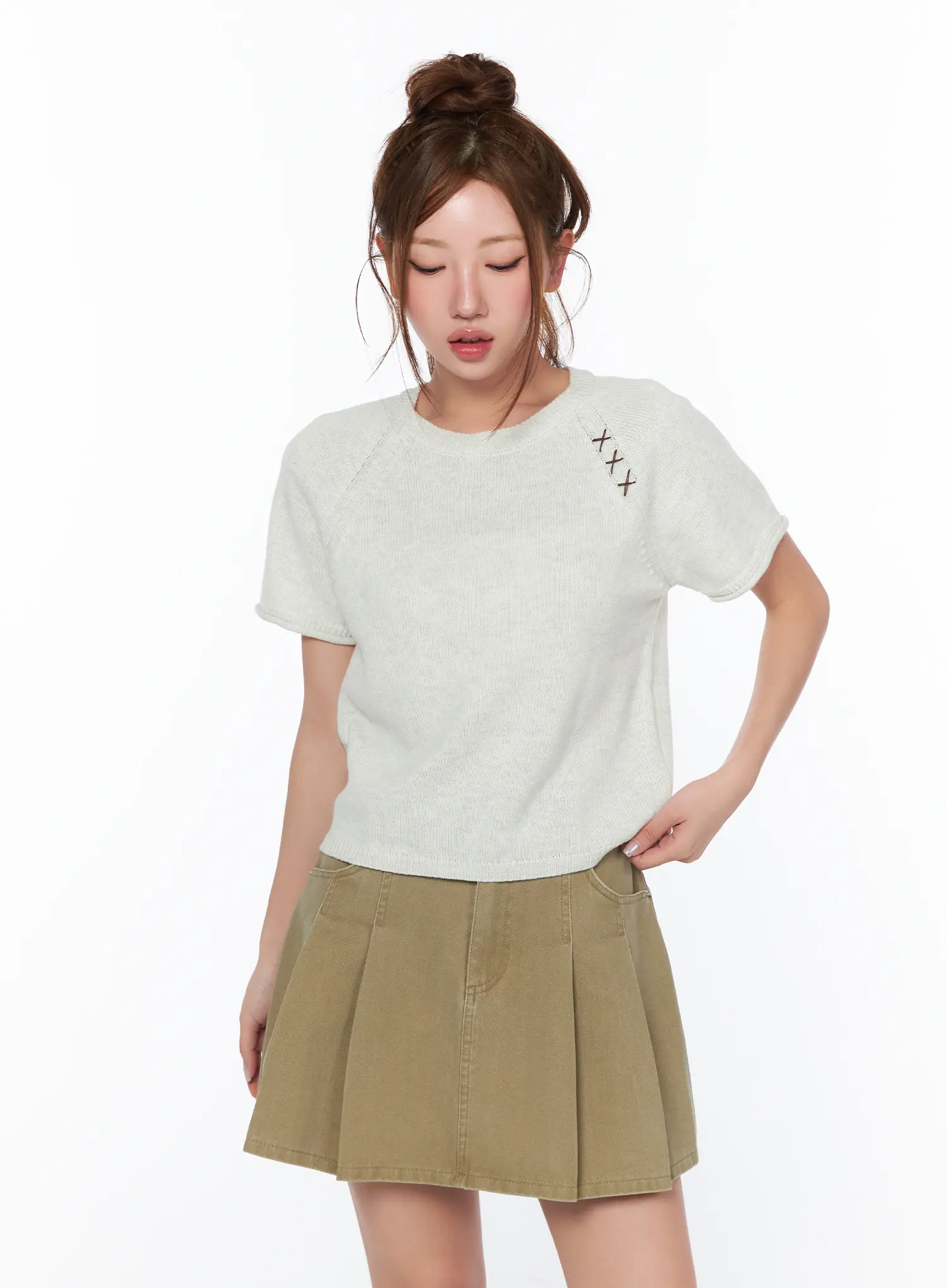 Stitch Detail Short Sleeve Knit Top CA514 - Image 4