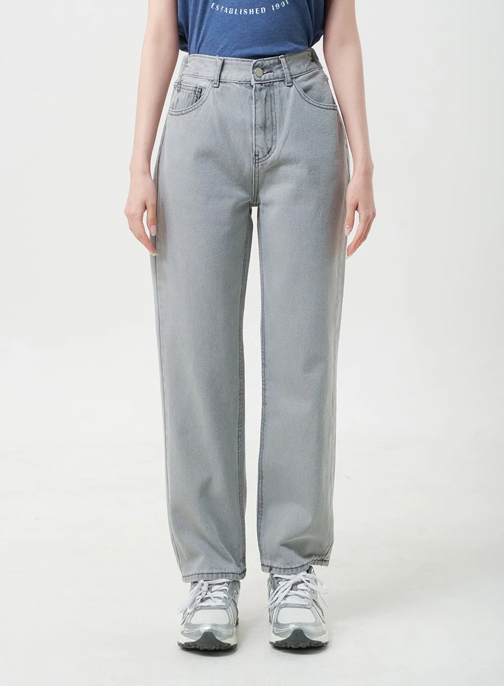 Straight Leg Jeans BU302 - Image 5
