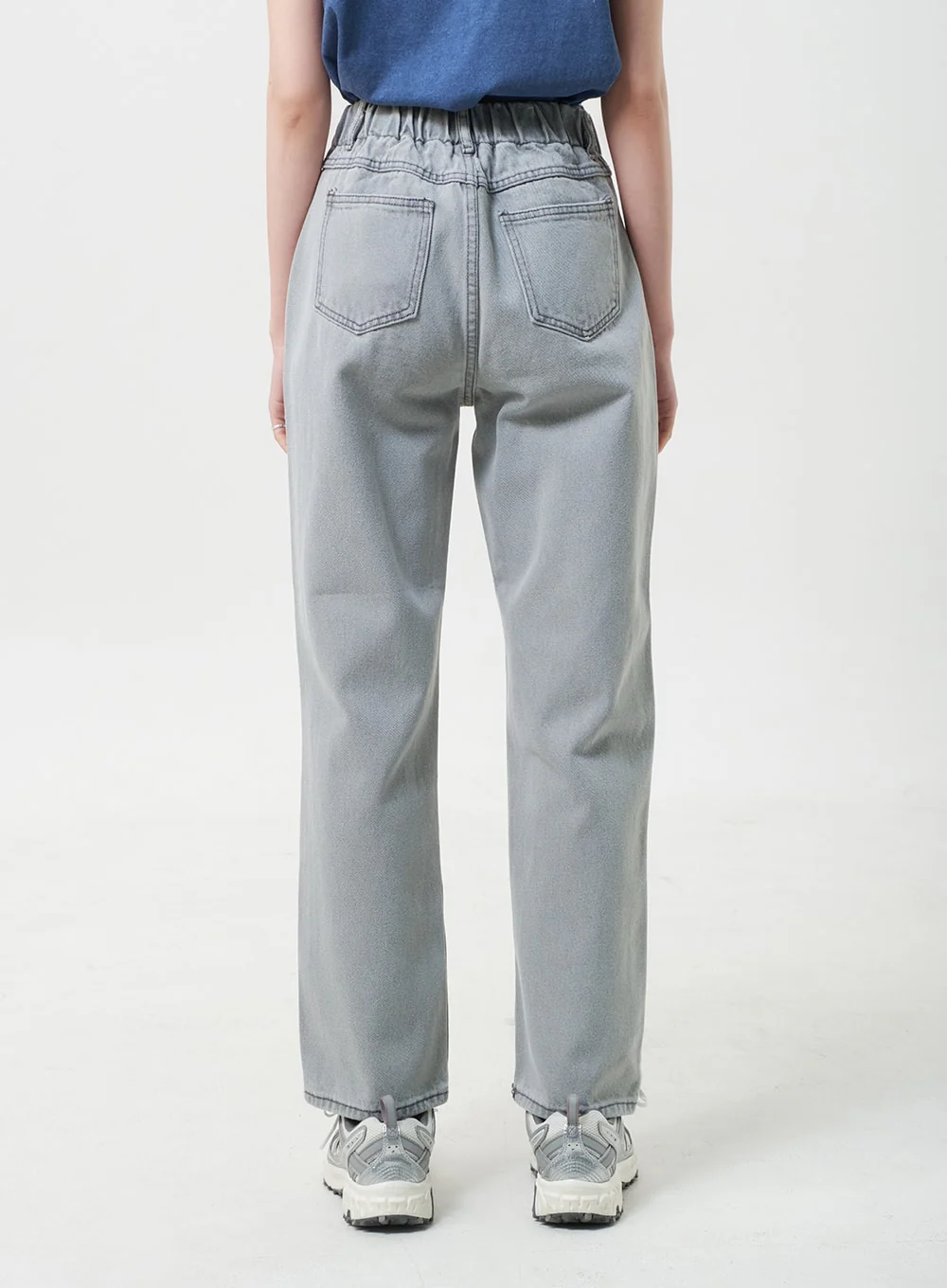 Straight Leg Jeans BU302 - Image 7