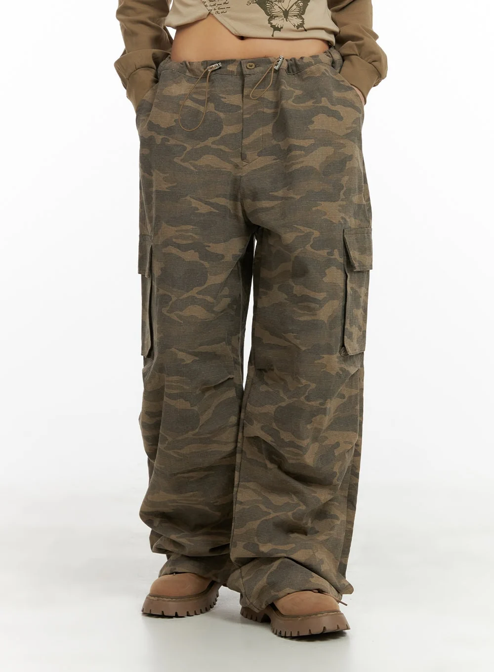 String Waist Camo Cargo Pants CA430 - Image 4