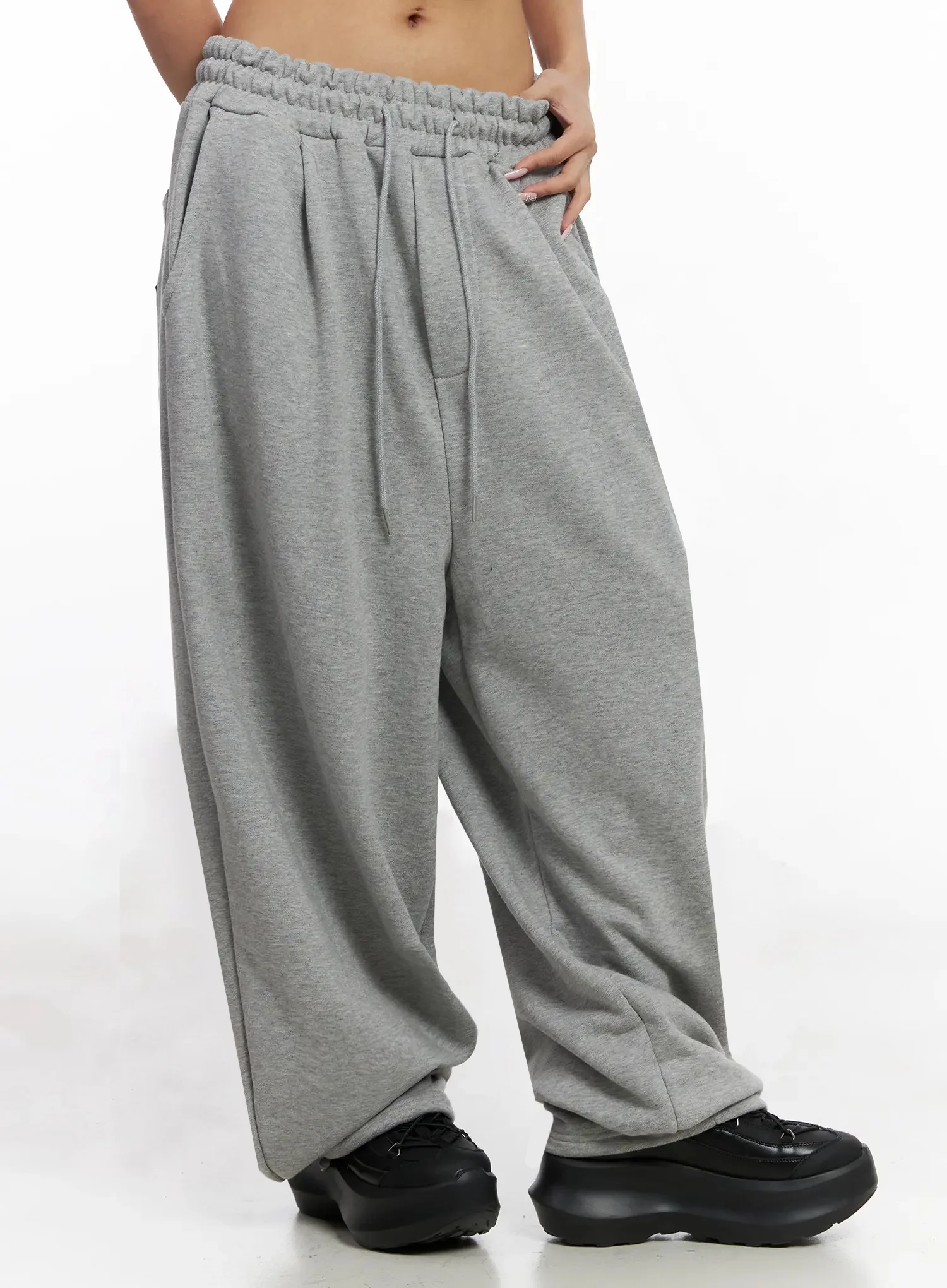 Studded Cross Baggy Sweatpants IY501 - Image 10