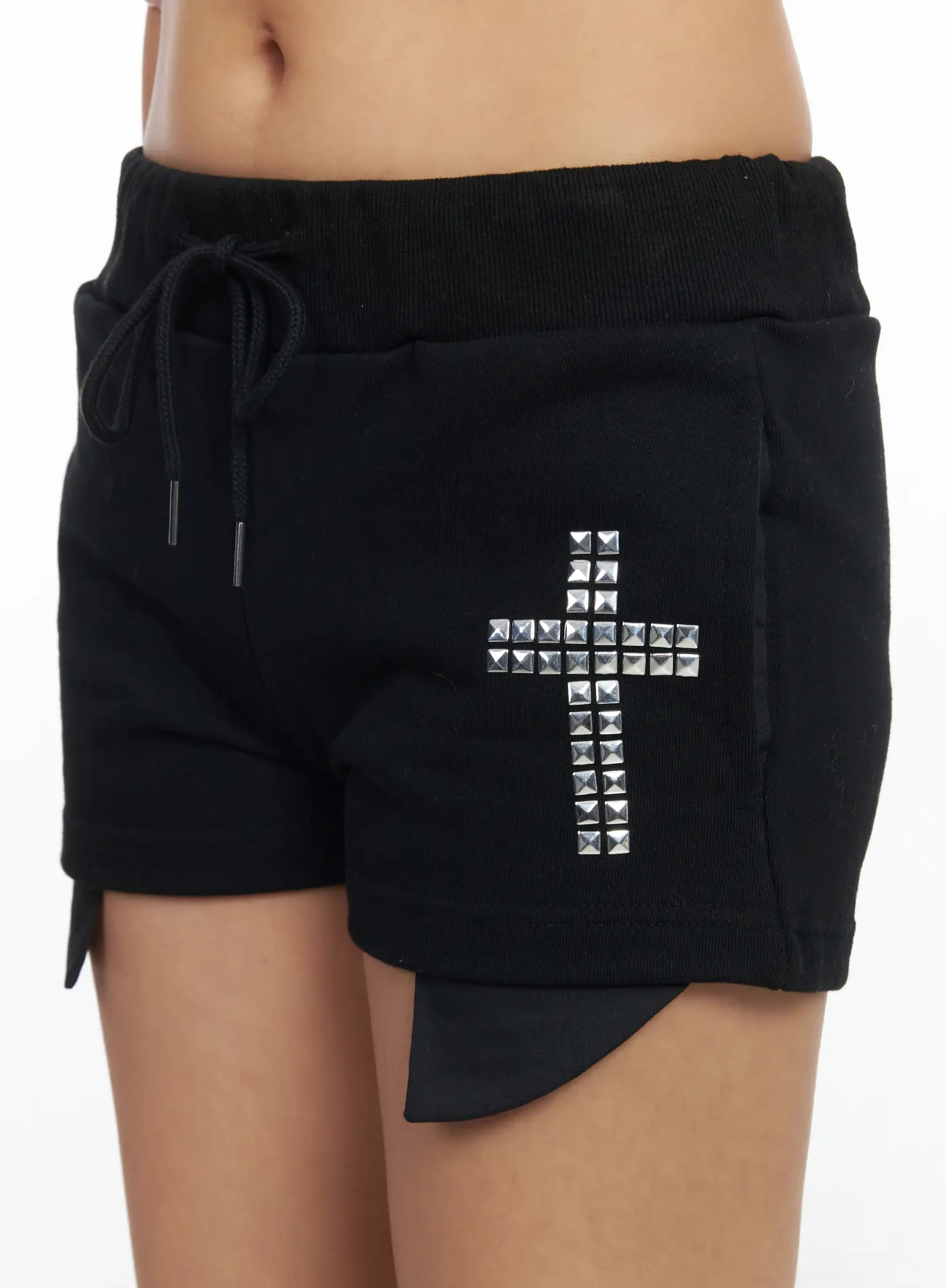 Studded Cross Pocket Shorts CF513 - Image 3