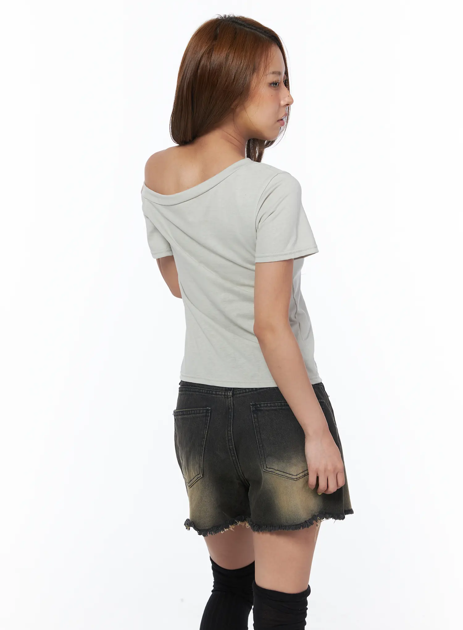Studded Off-Shoulder Tee CU501 - Image 9