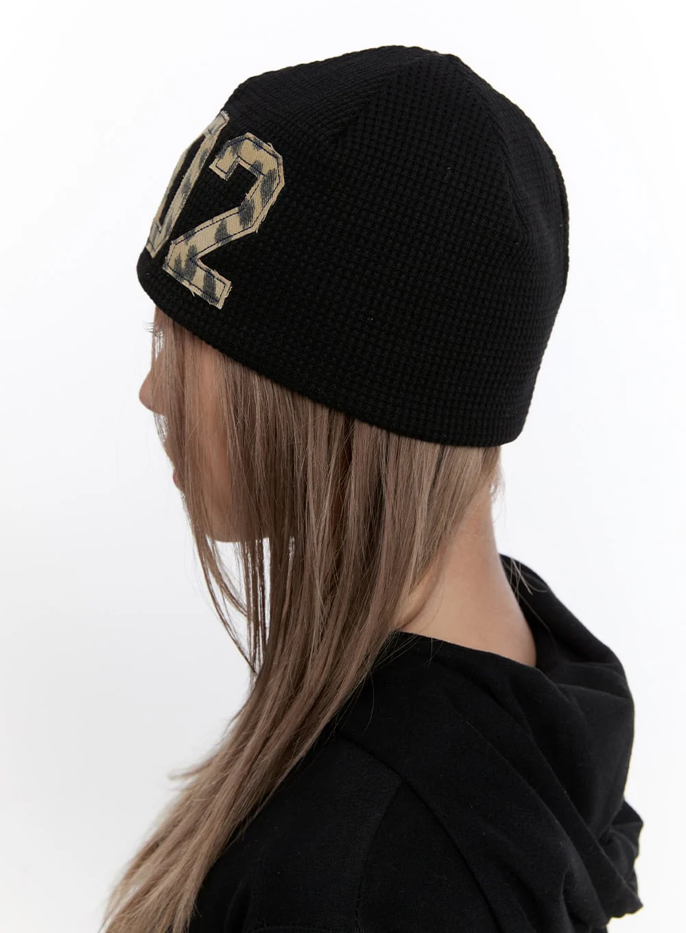 Stylish Leopard Print Beanie CN425 - Image 3