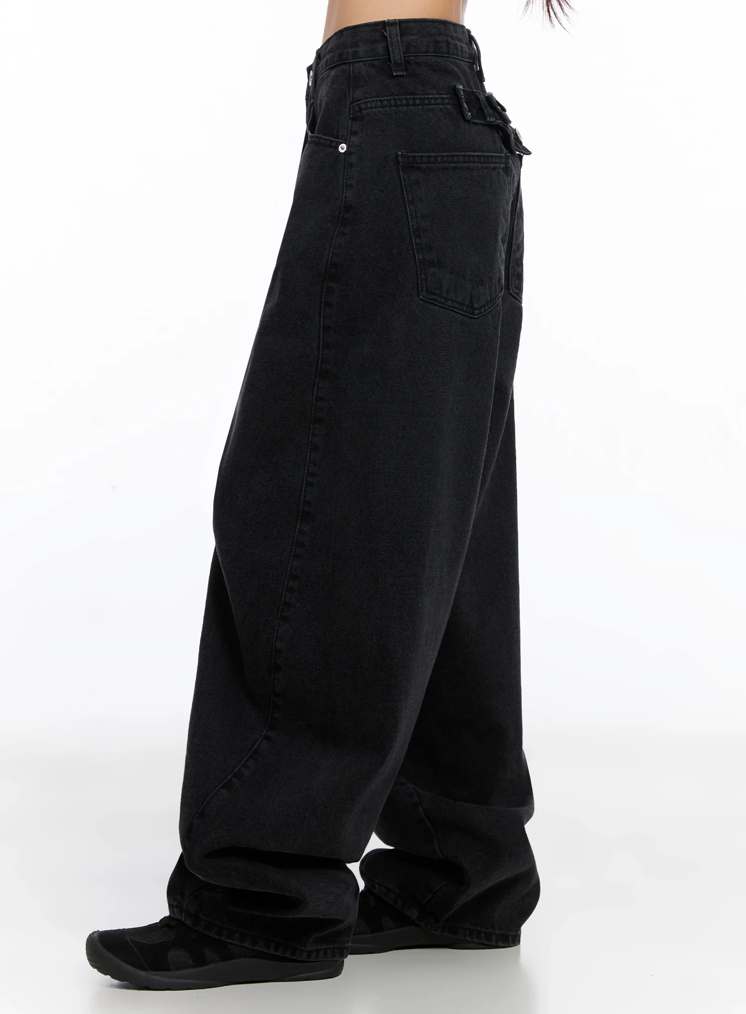Sunwoo Embroidered Wide Leg Jeans IG528 - Image 8