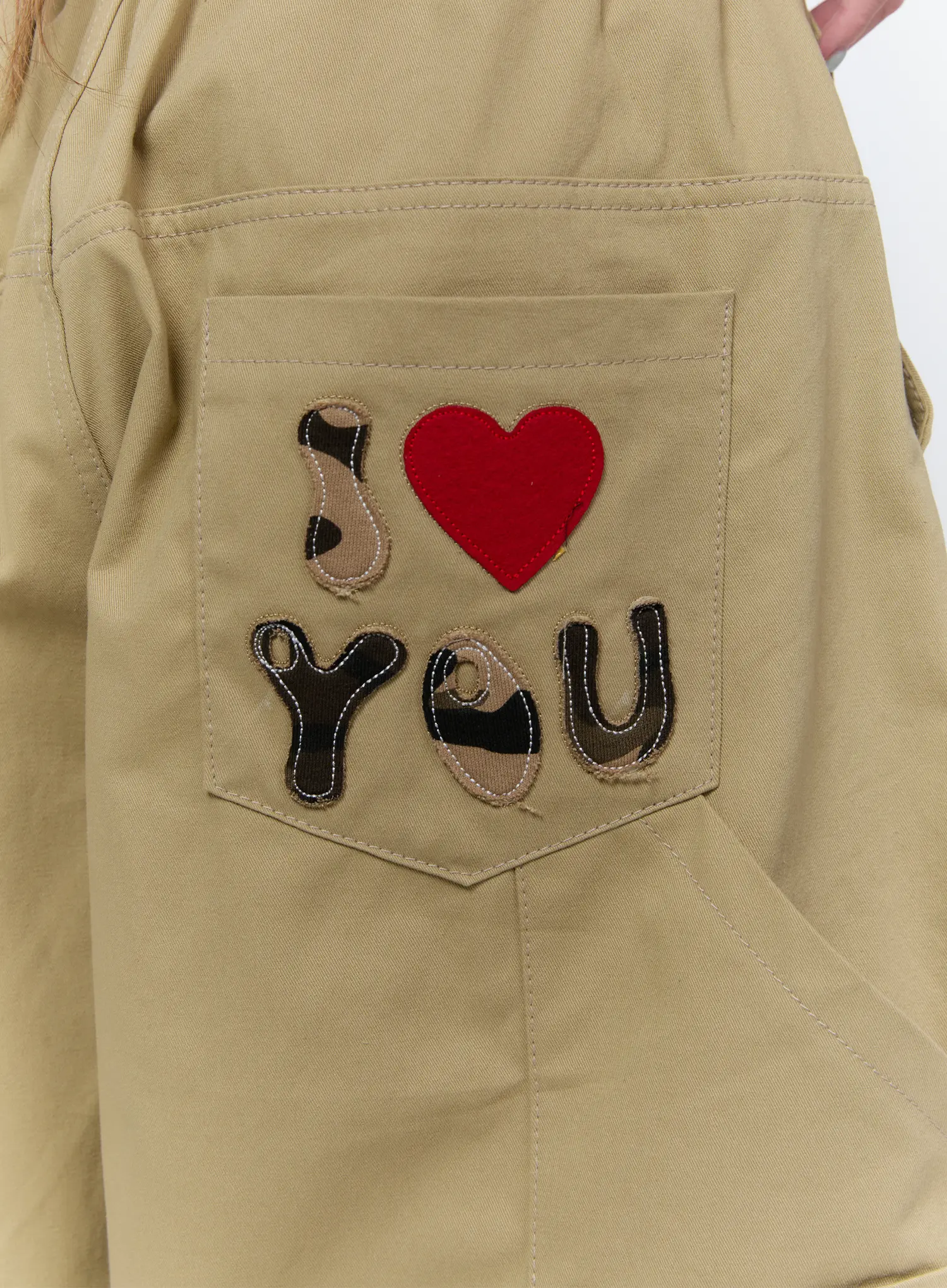 Text Embroidered Bermuda Shorts CA520 - Image 6