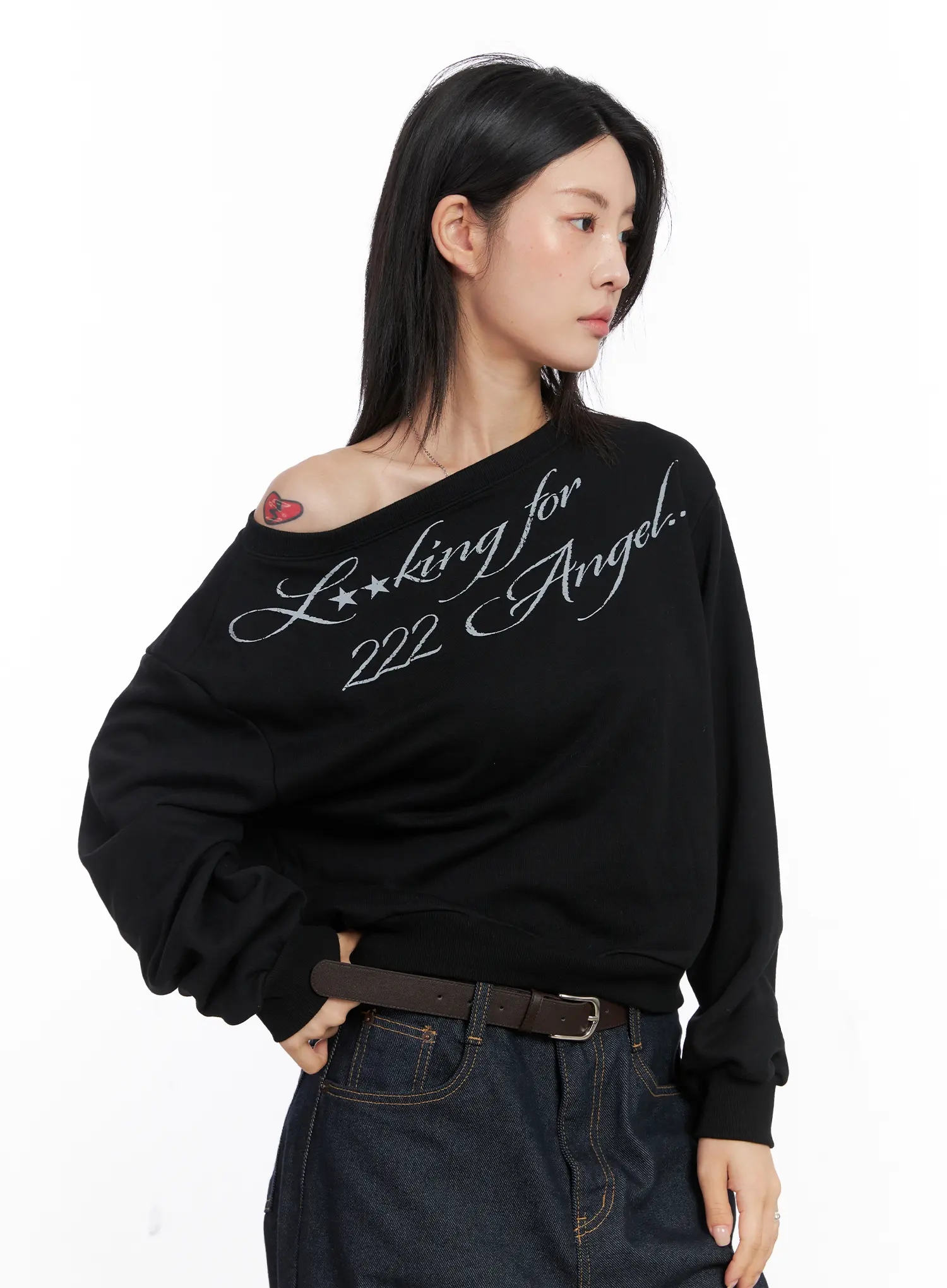 Text Print Off-Shoulder Sweatshirt CO508 - Image 9