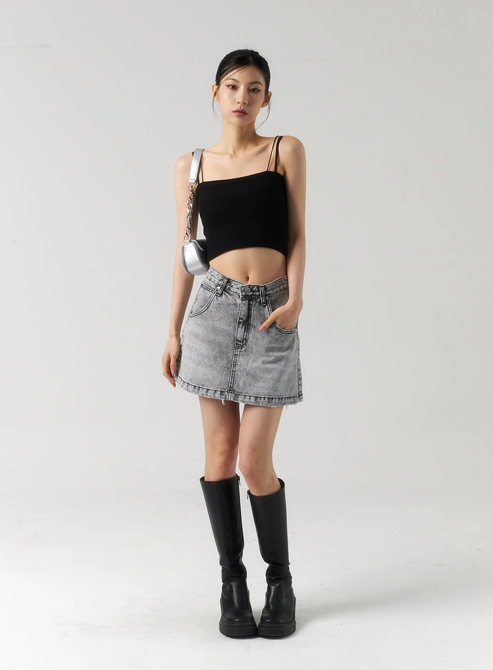 Thin Strap Cropped Top CU320 - Image 3