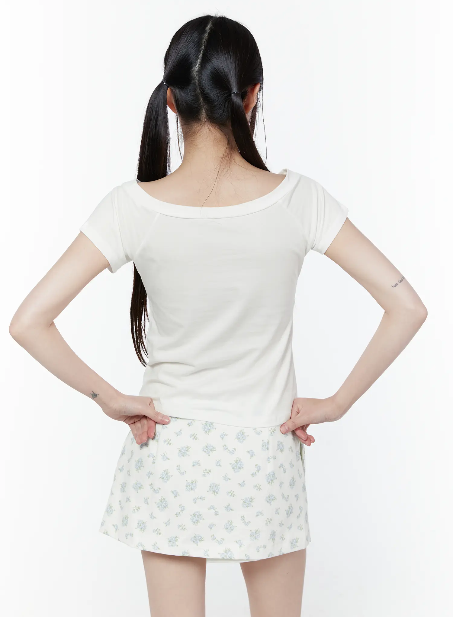 Tight Rope Graphic T-Shirt CU508 - Image 9