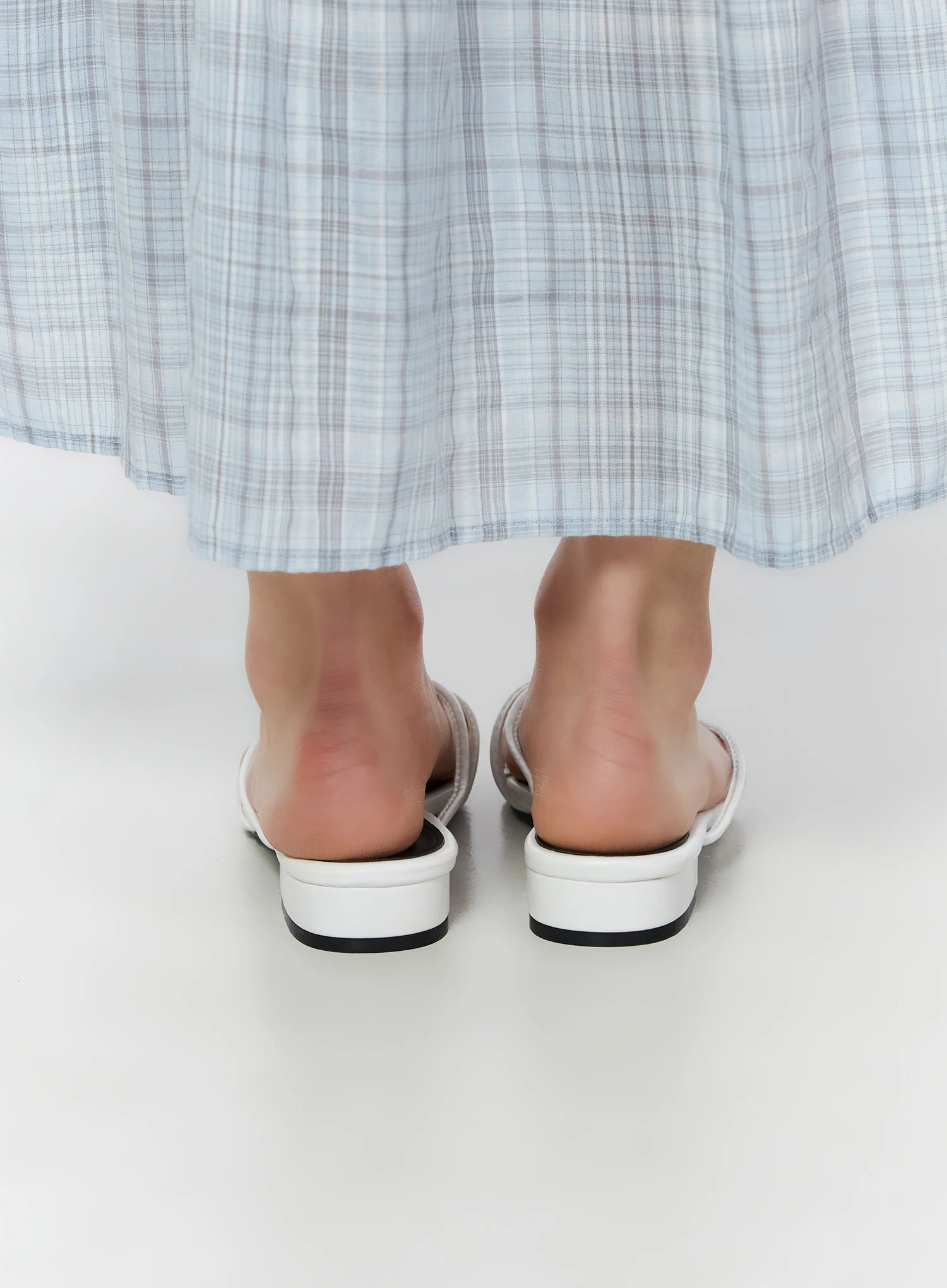 Twist Strap Sandals IU519 - Image 4