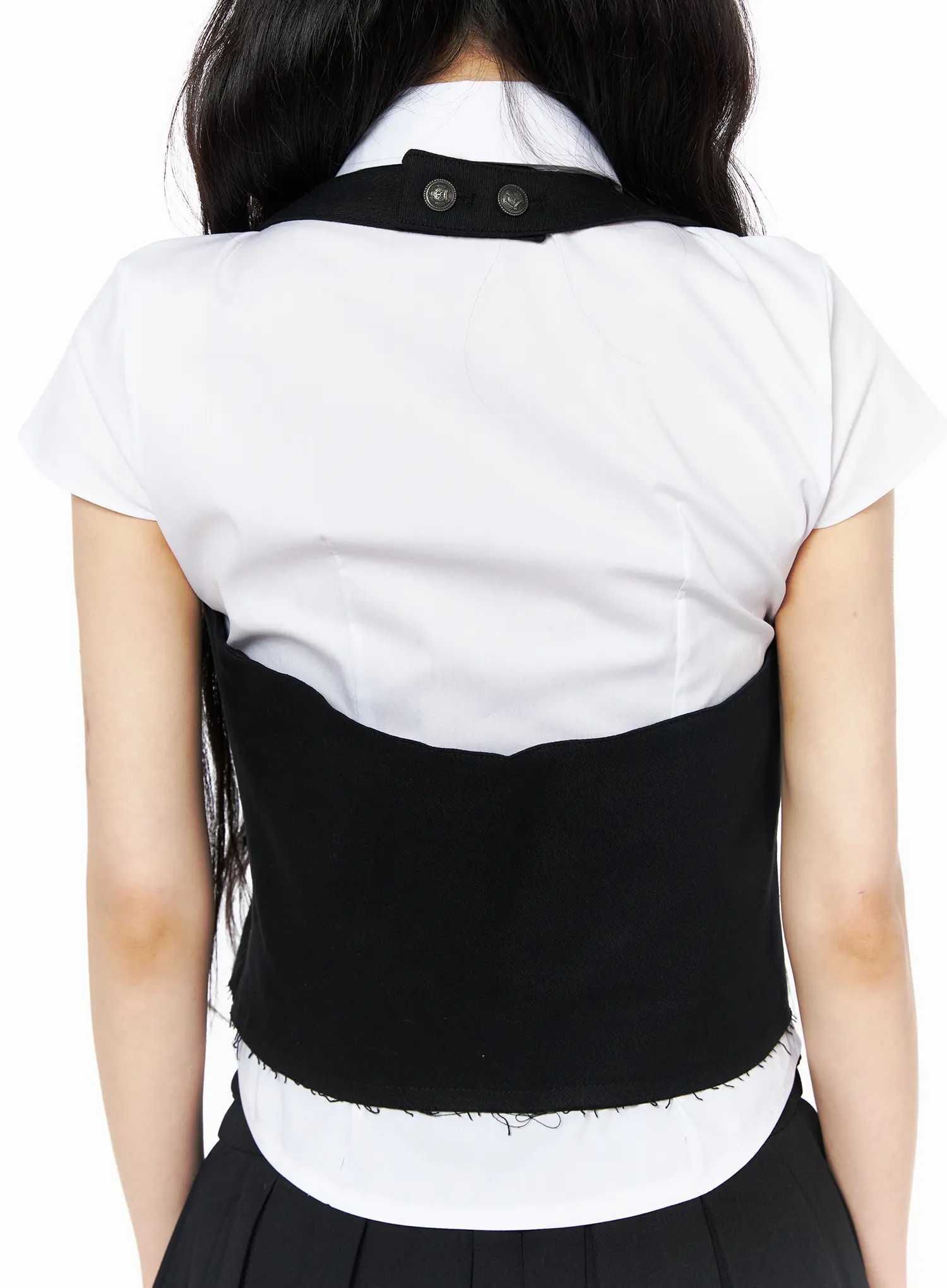 Two-Button Halter Vest CU511 - Image 8