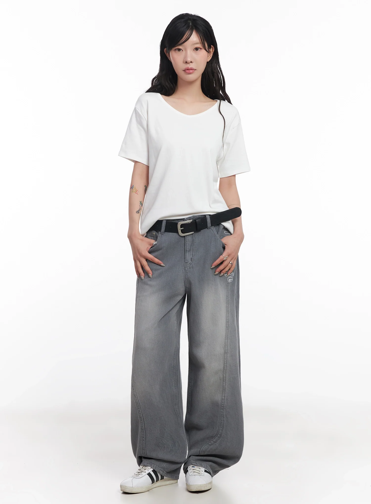 U-Neck Loose-Fit T-Shirt IC503 - Image 20