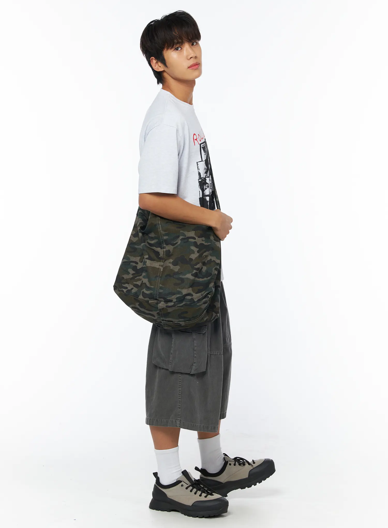 Urban Camo Canvas Crossbody Bag IY529 - Image 3