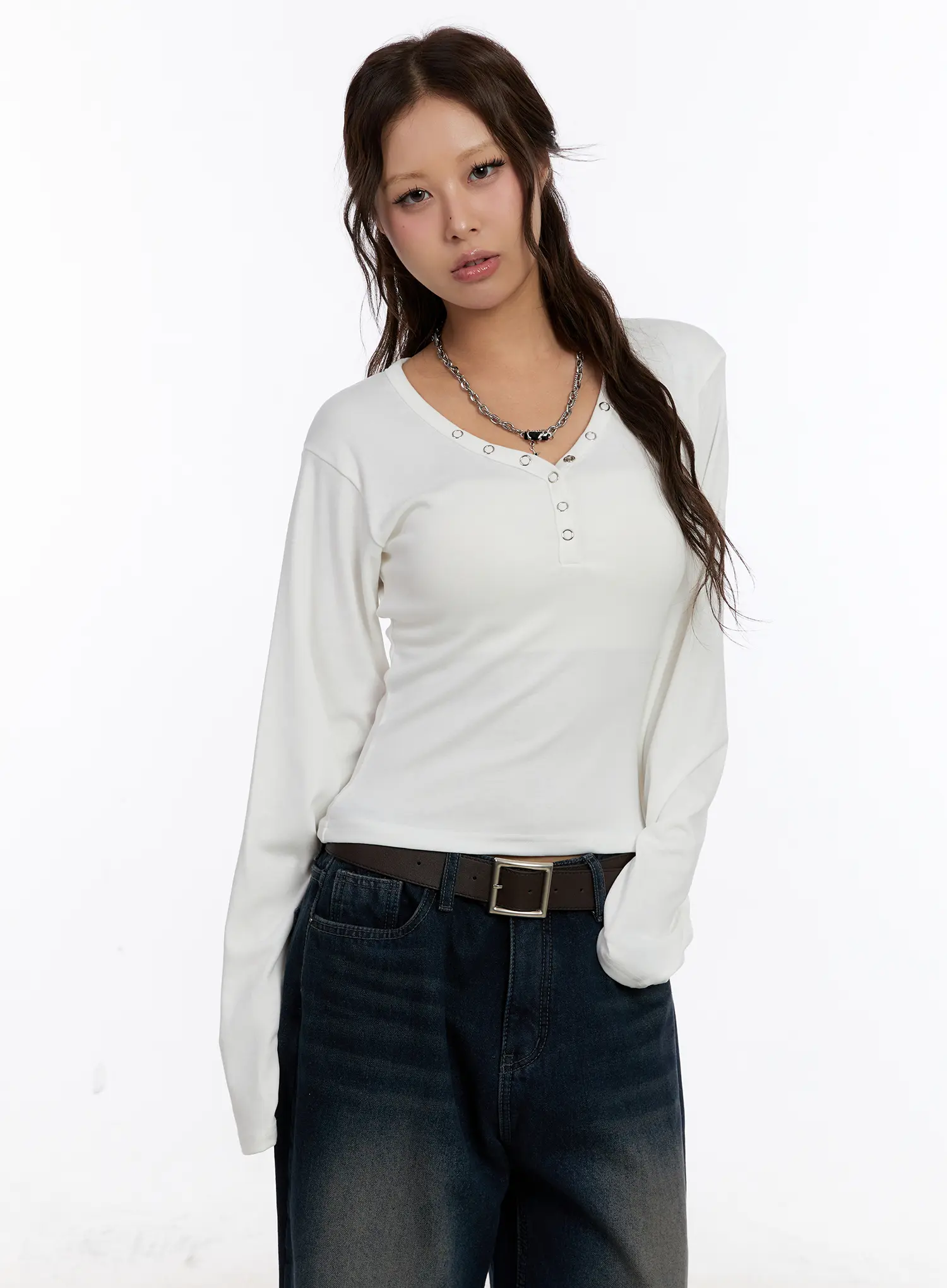 V-Neck Buttoned Slim Long Sleeve Tee CN527