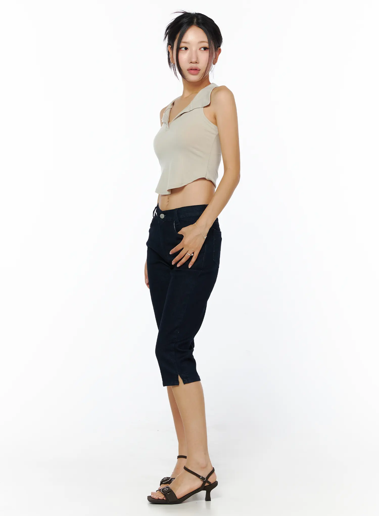 V-Neck Collar Sleeveless Top CU515 - Image 4