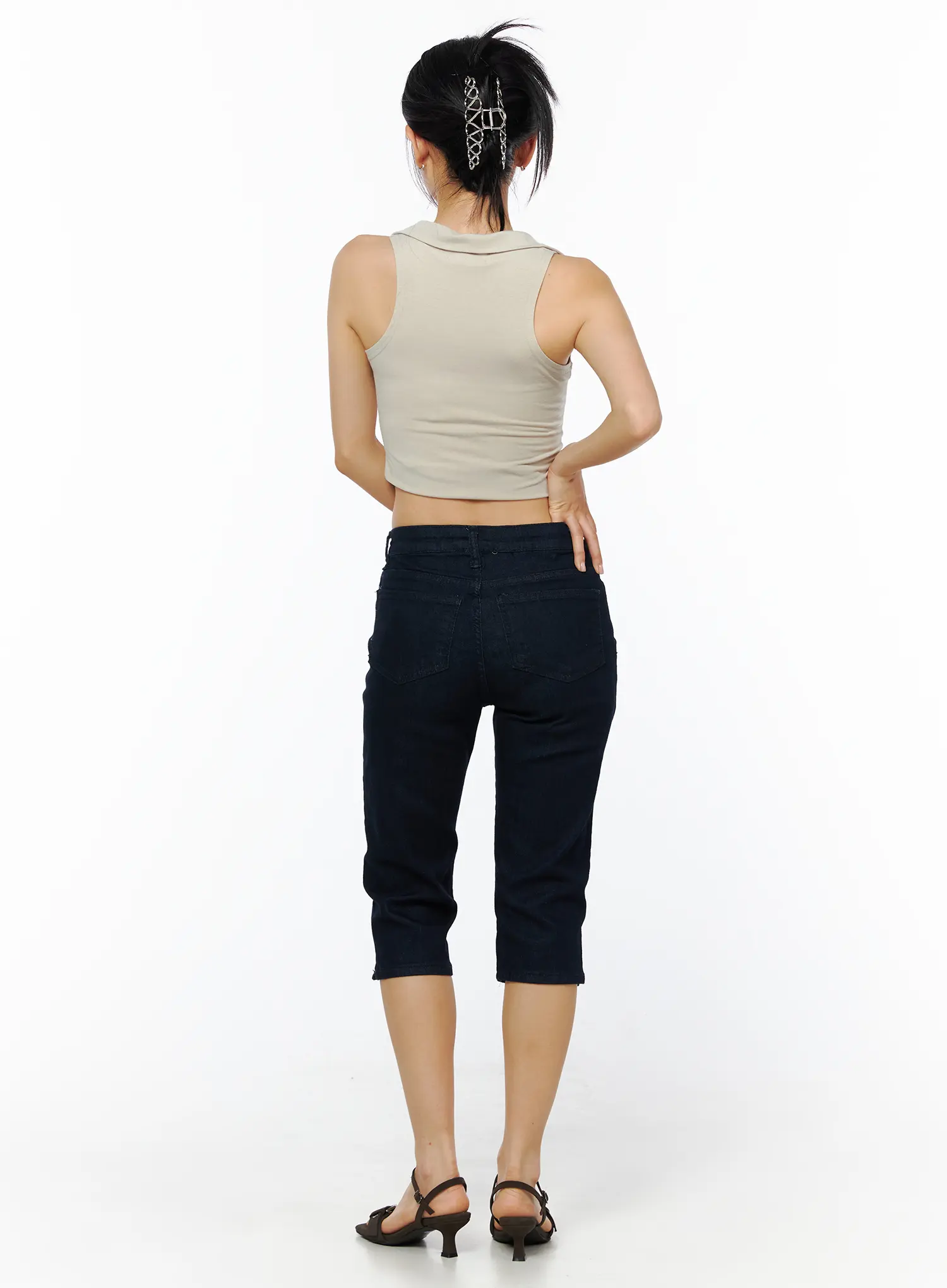 V-Neck Collar Sleeveless Top CU515 - Image 5